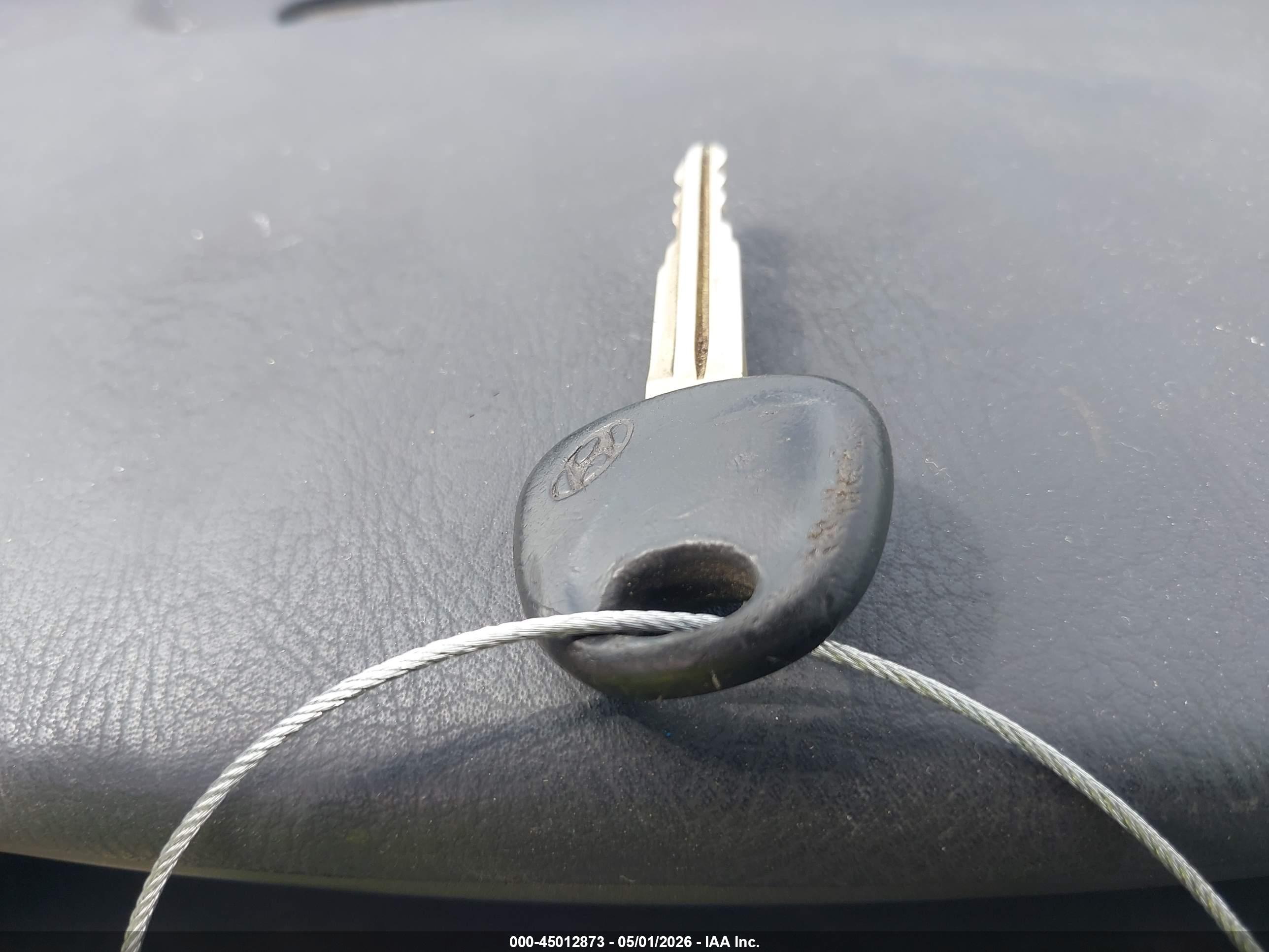 HYUNDAI ELANTRA image 11
