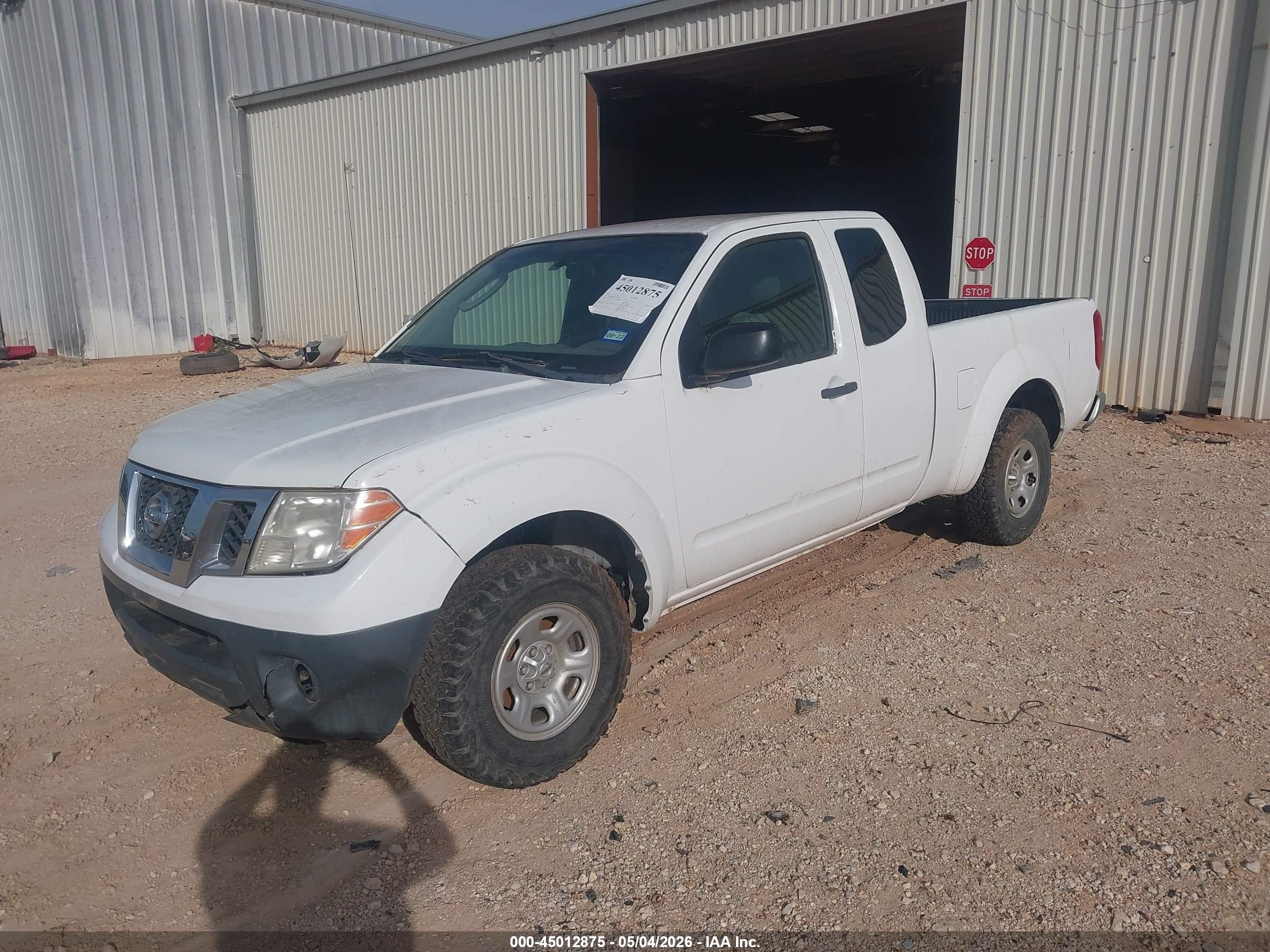 NISSAN FRONTIER image 2