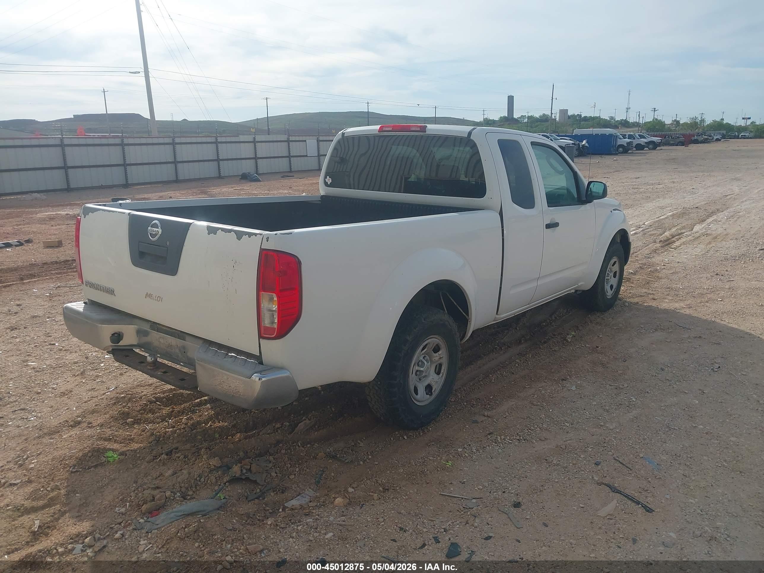 NISSAN FRONTIER image 4