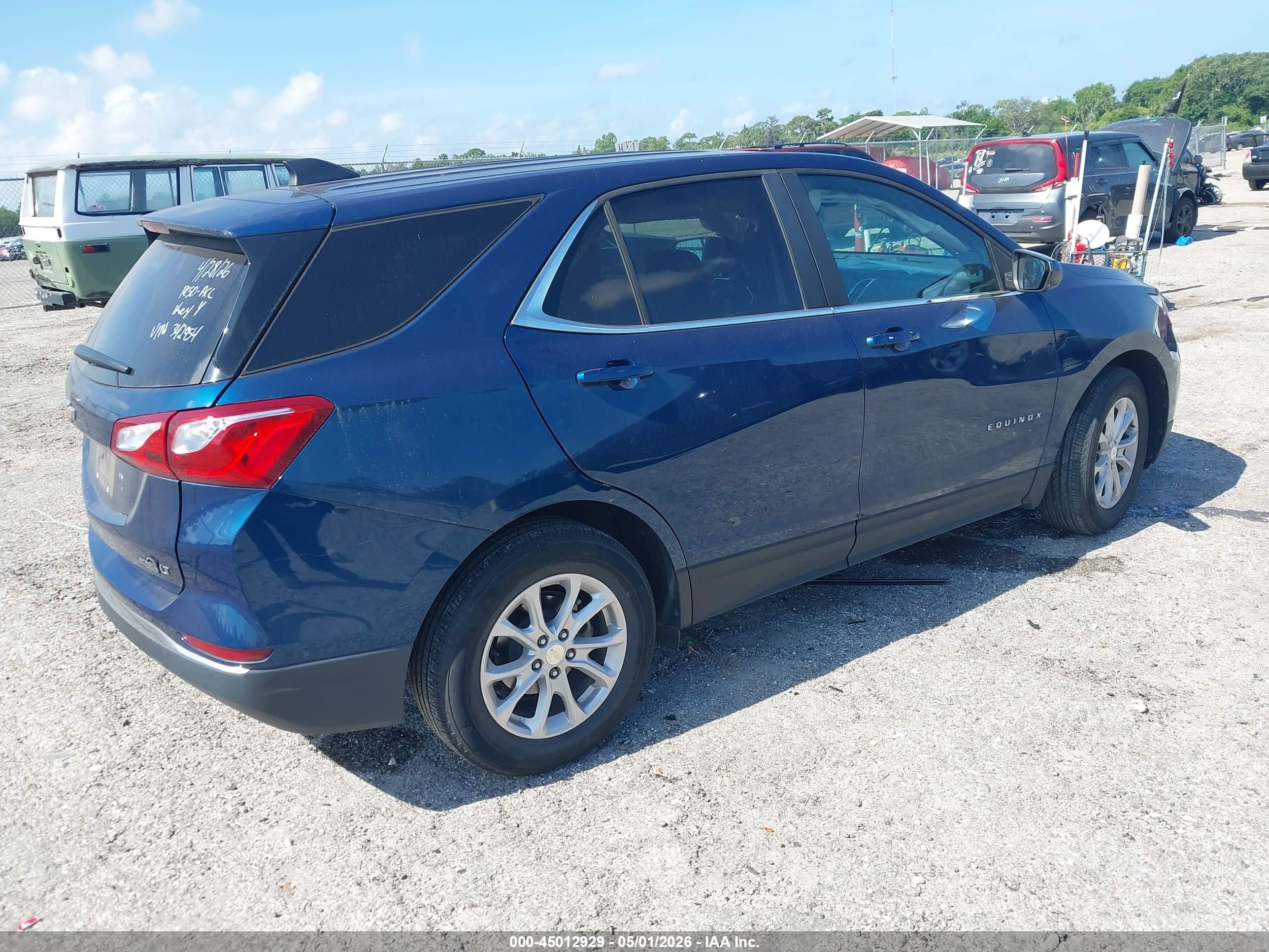 CHEVROLET EQUINOX image 4