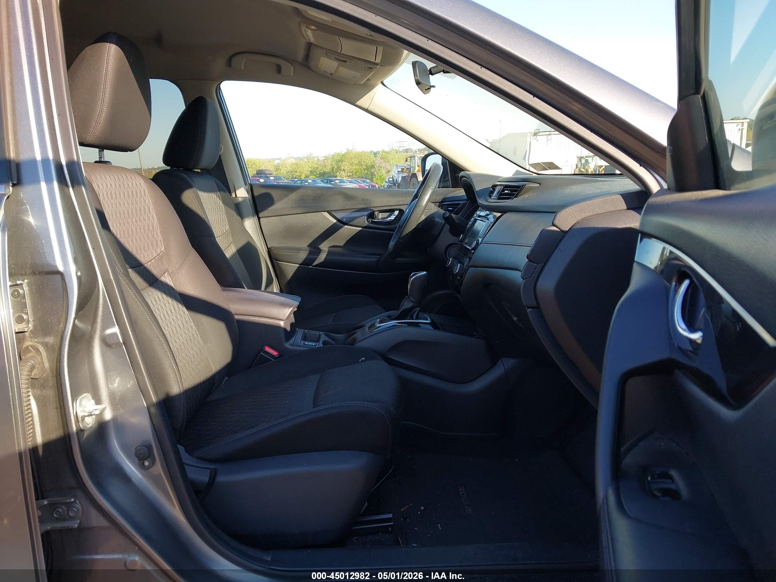 NISSAN ROGUE image 5