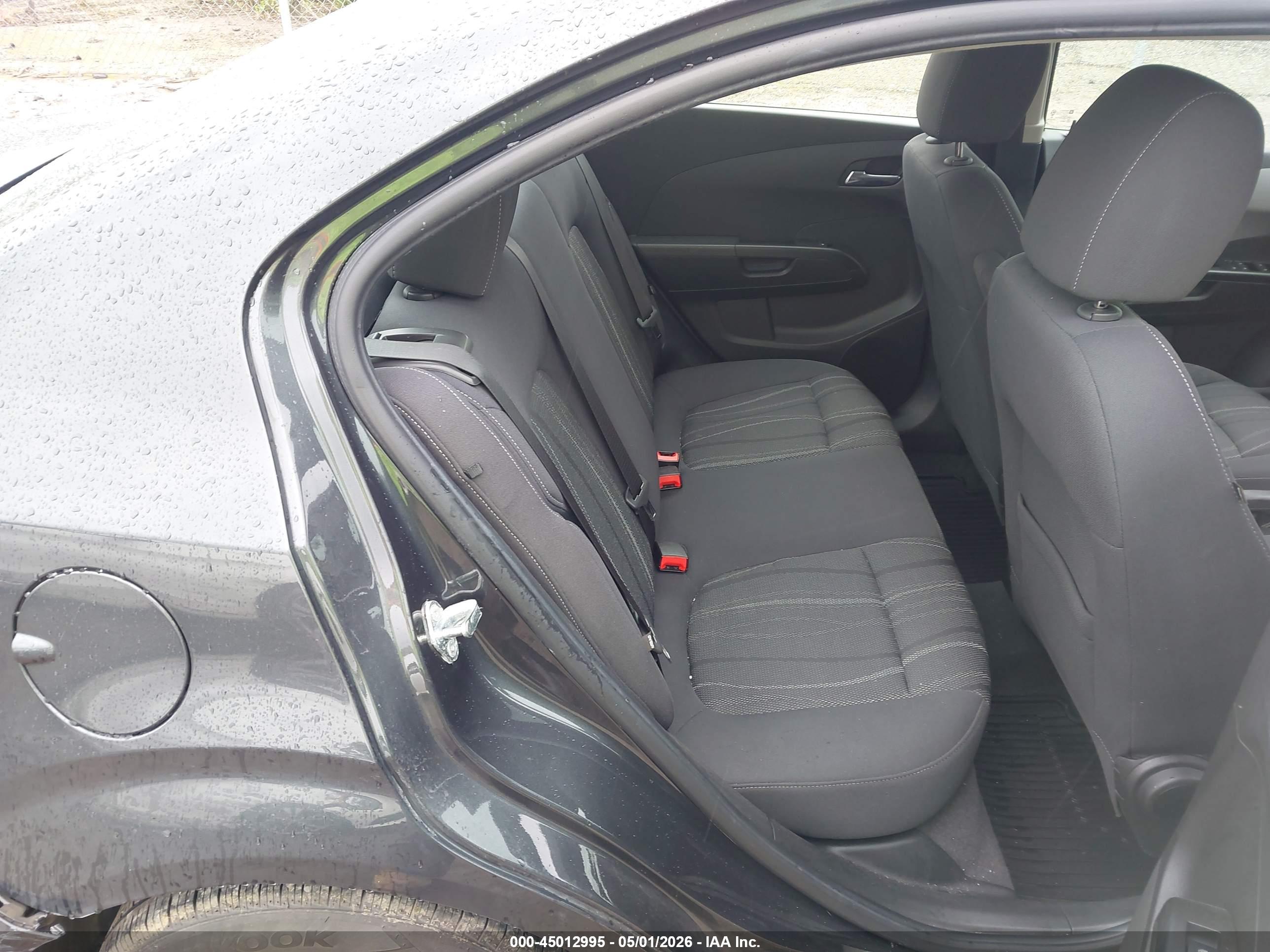 CHEVROLET SONIC image 8