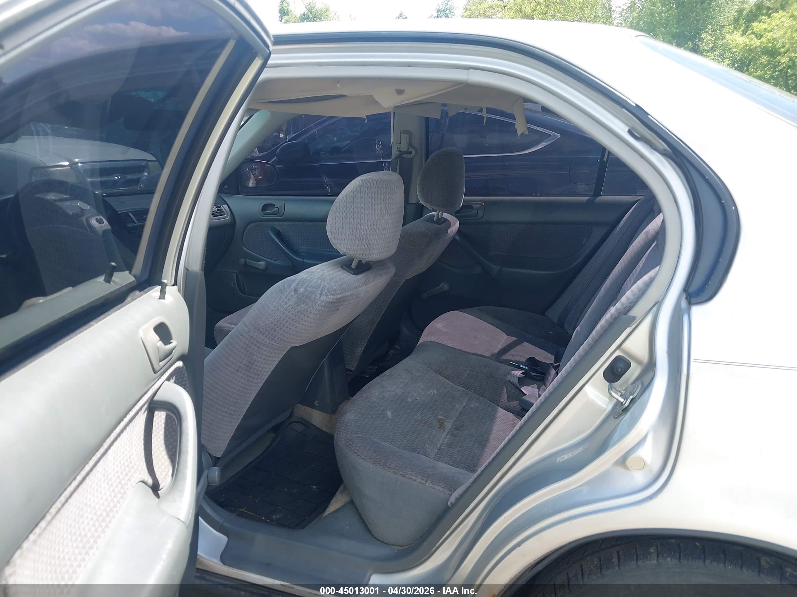 HONDA CIVIC image 8