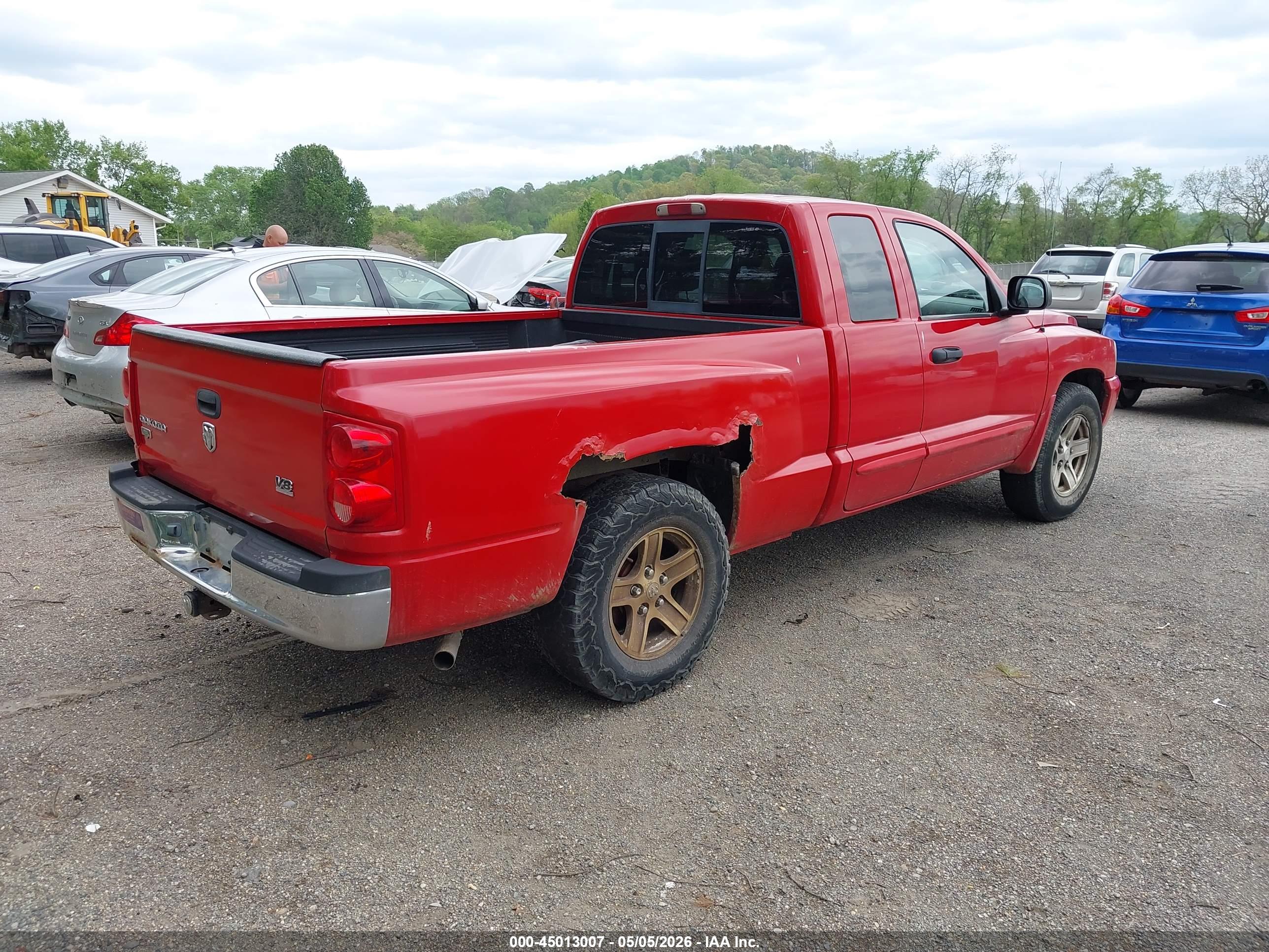 DODGE DAKOTA image 4