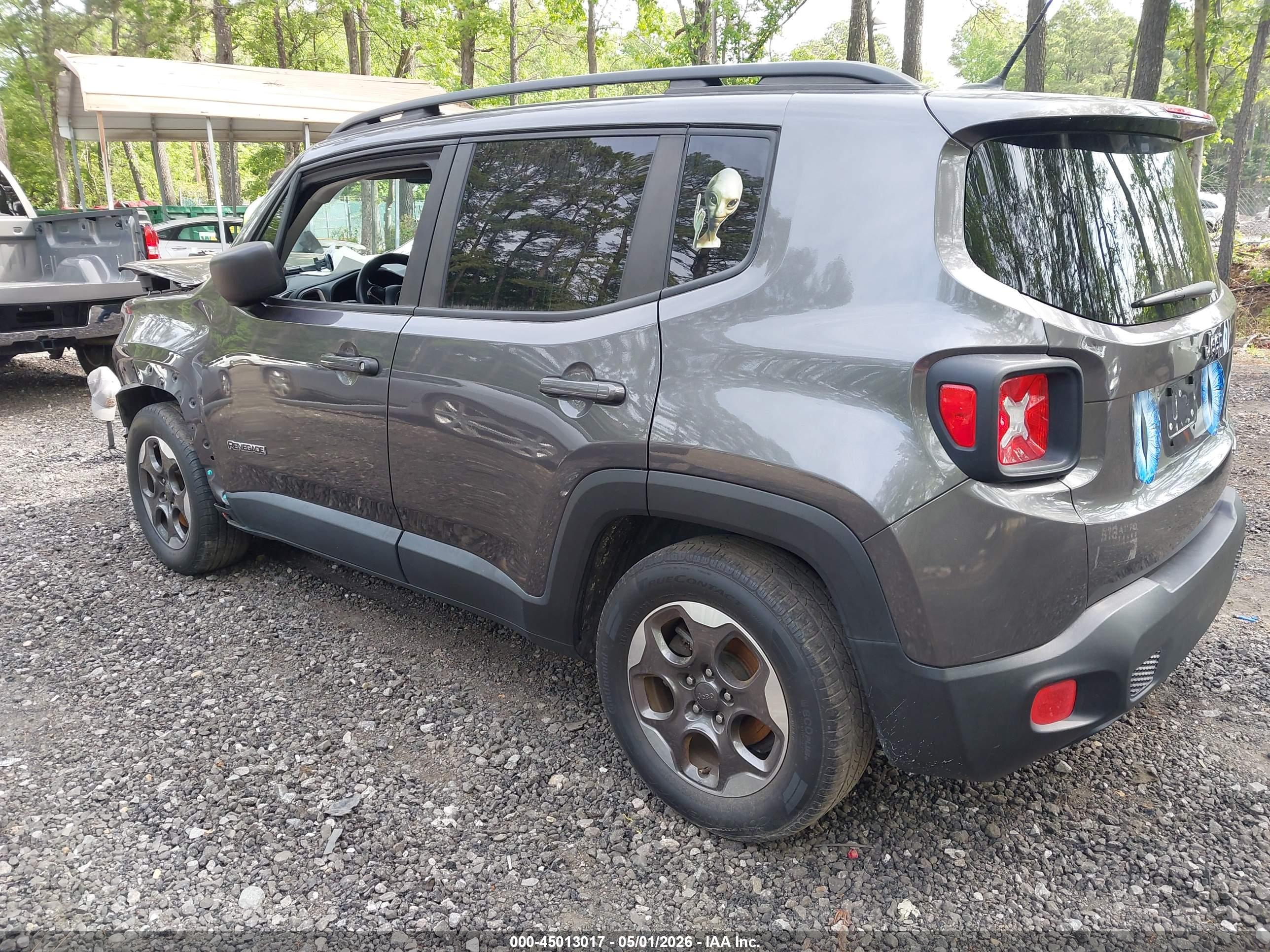 JEEP RENEGADE image 3