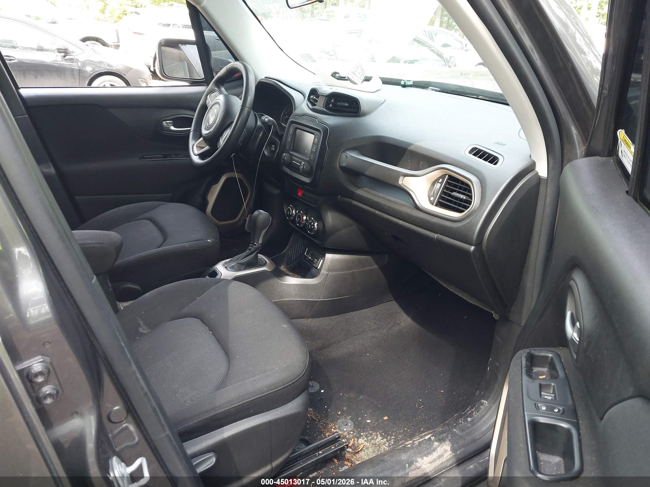JEEP RENEGADE image 5