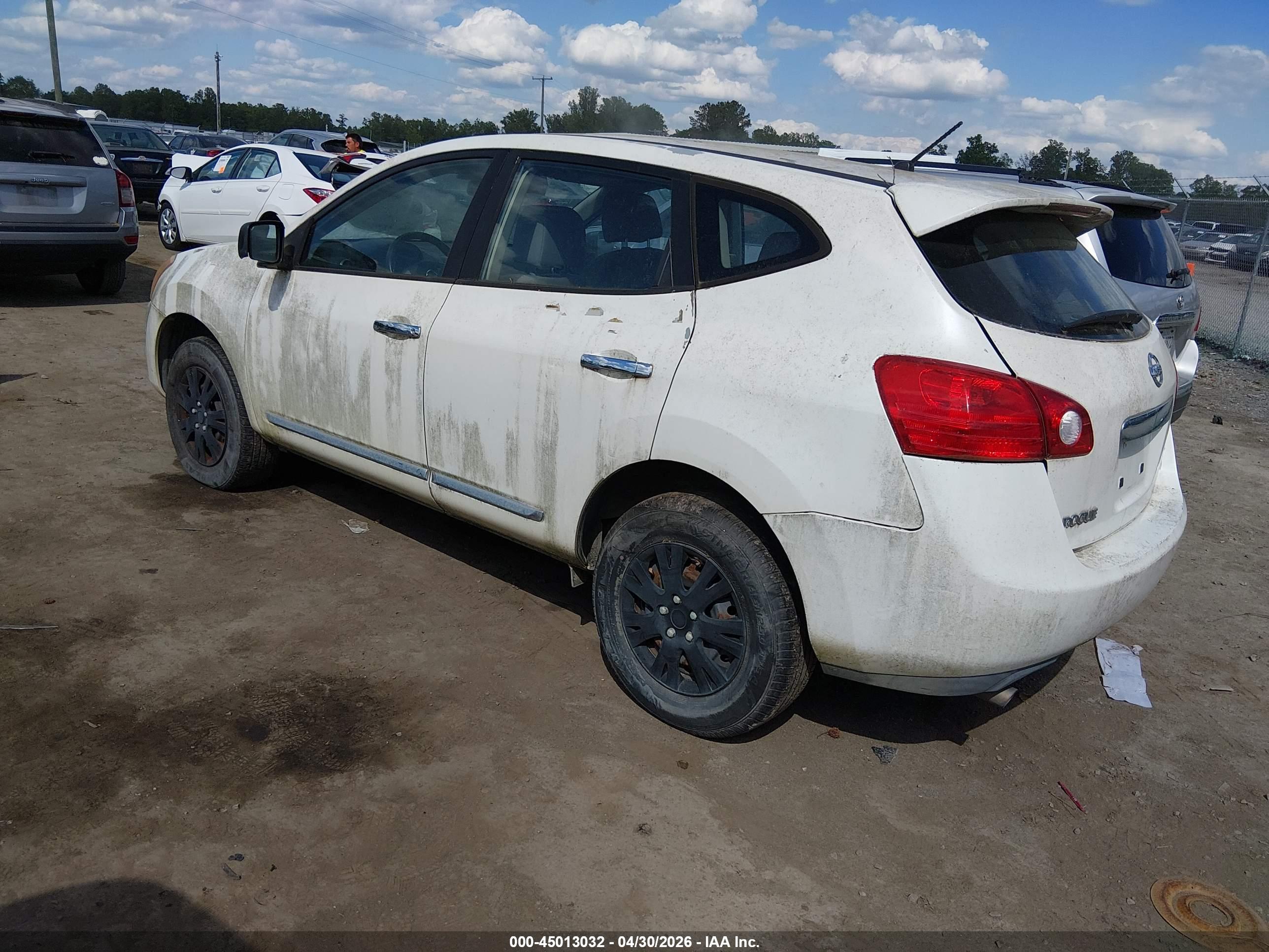 NISSAN ROGUE image 3