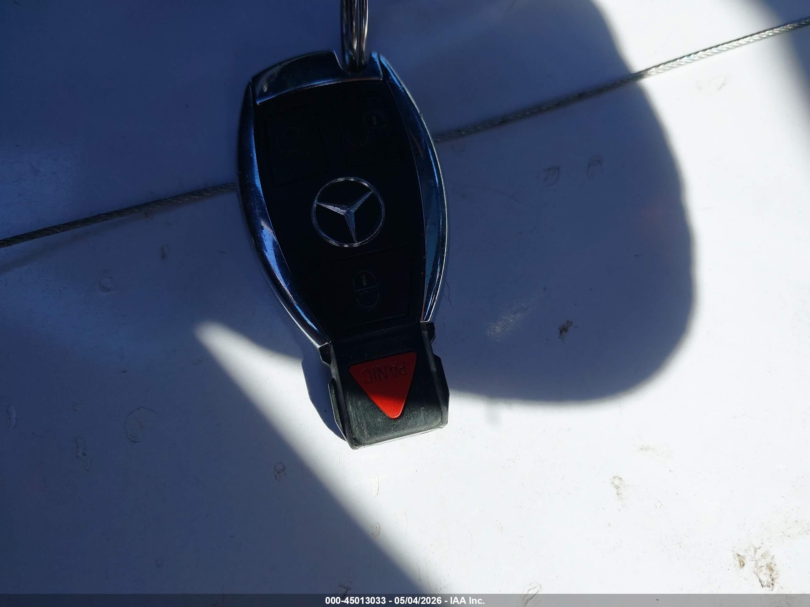 MERCEDES-BENZ C image 11
