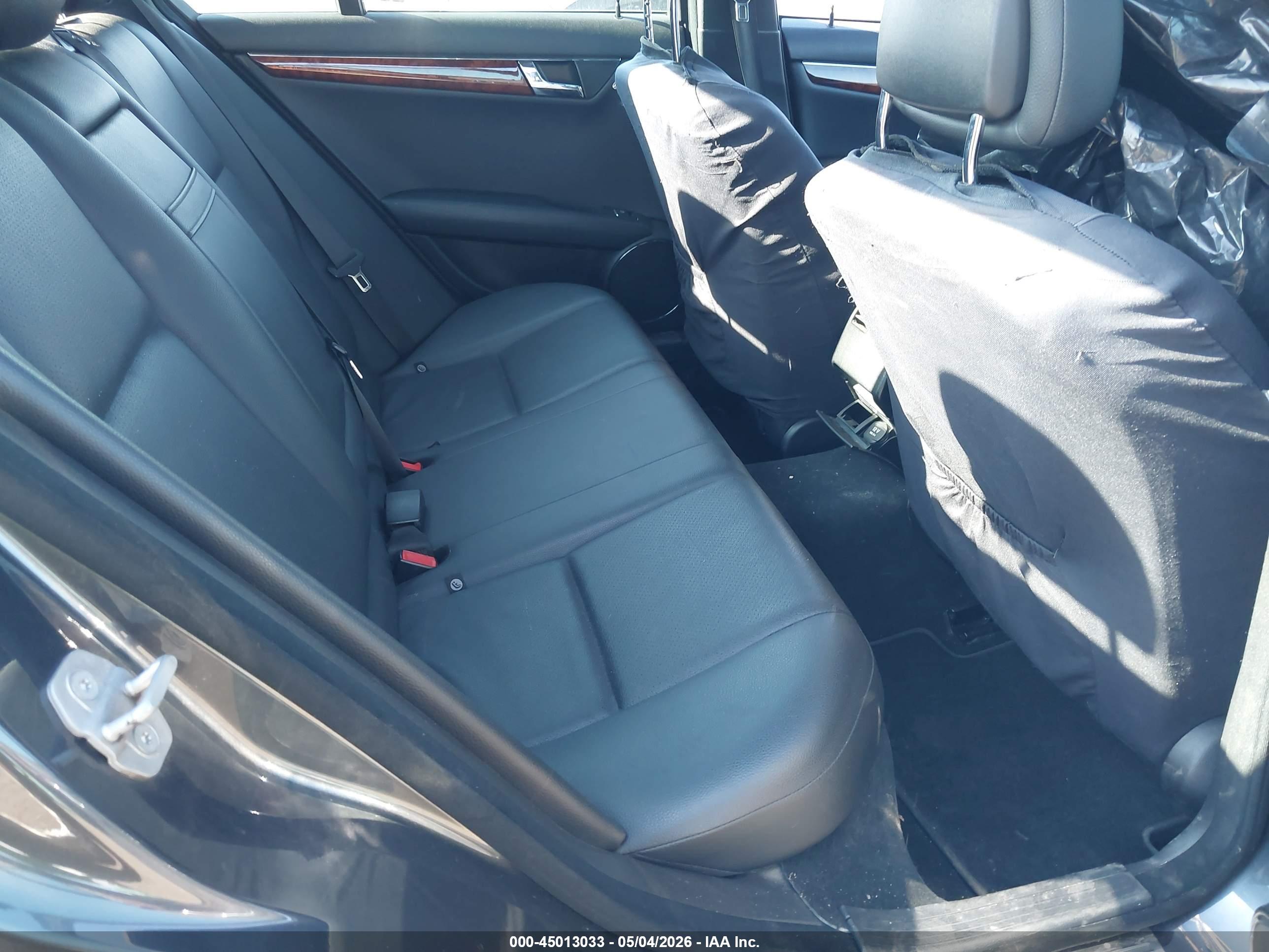 MERCEDES-BENZ C image 8