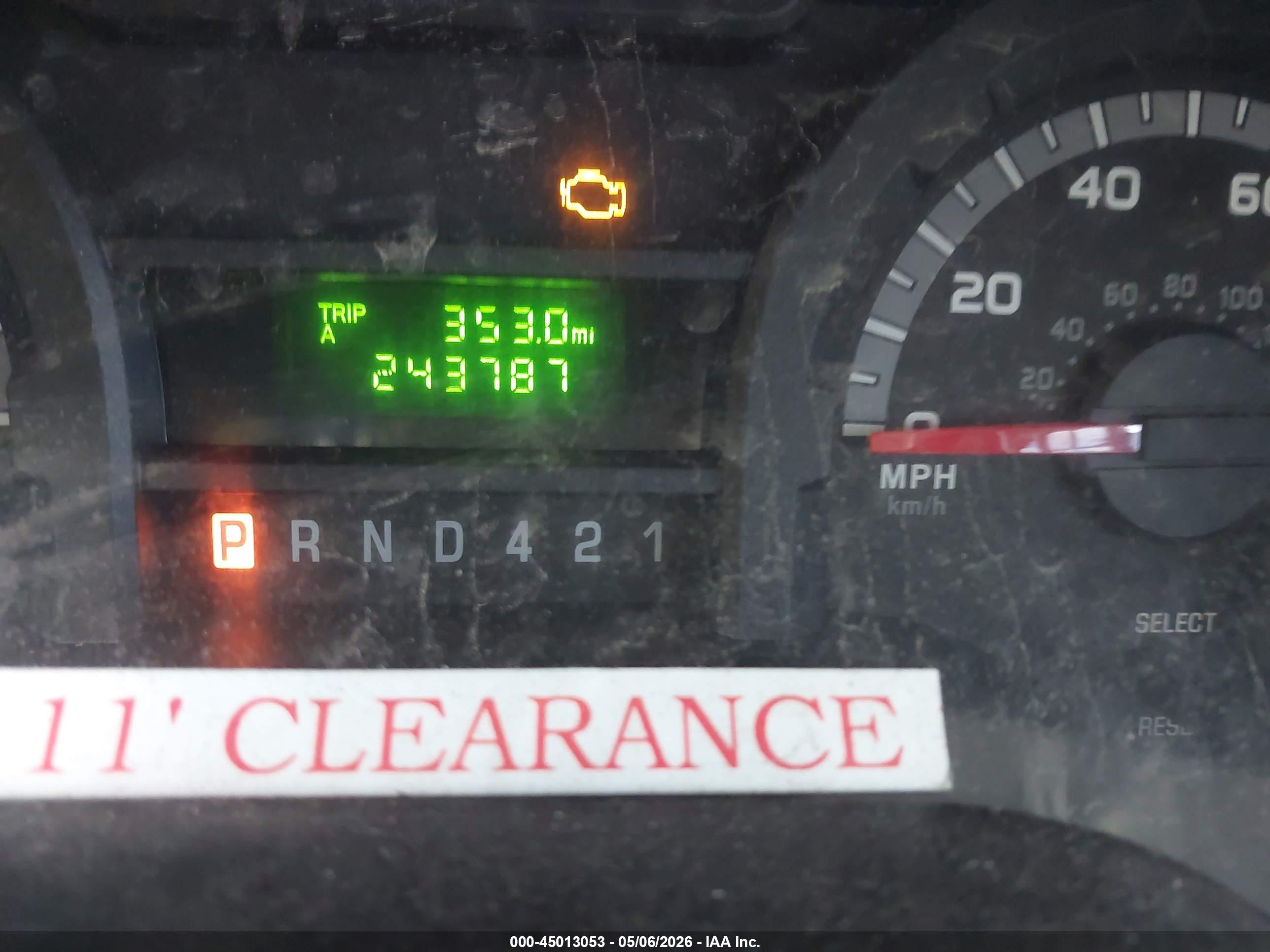 FORD E-350 image 6