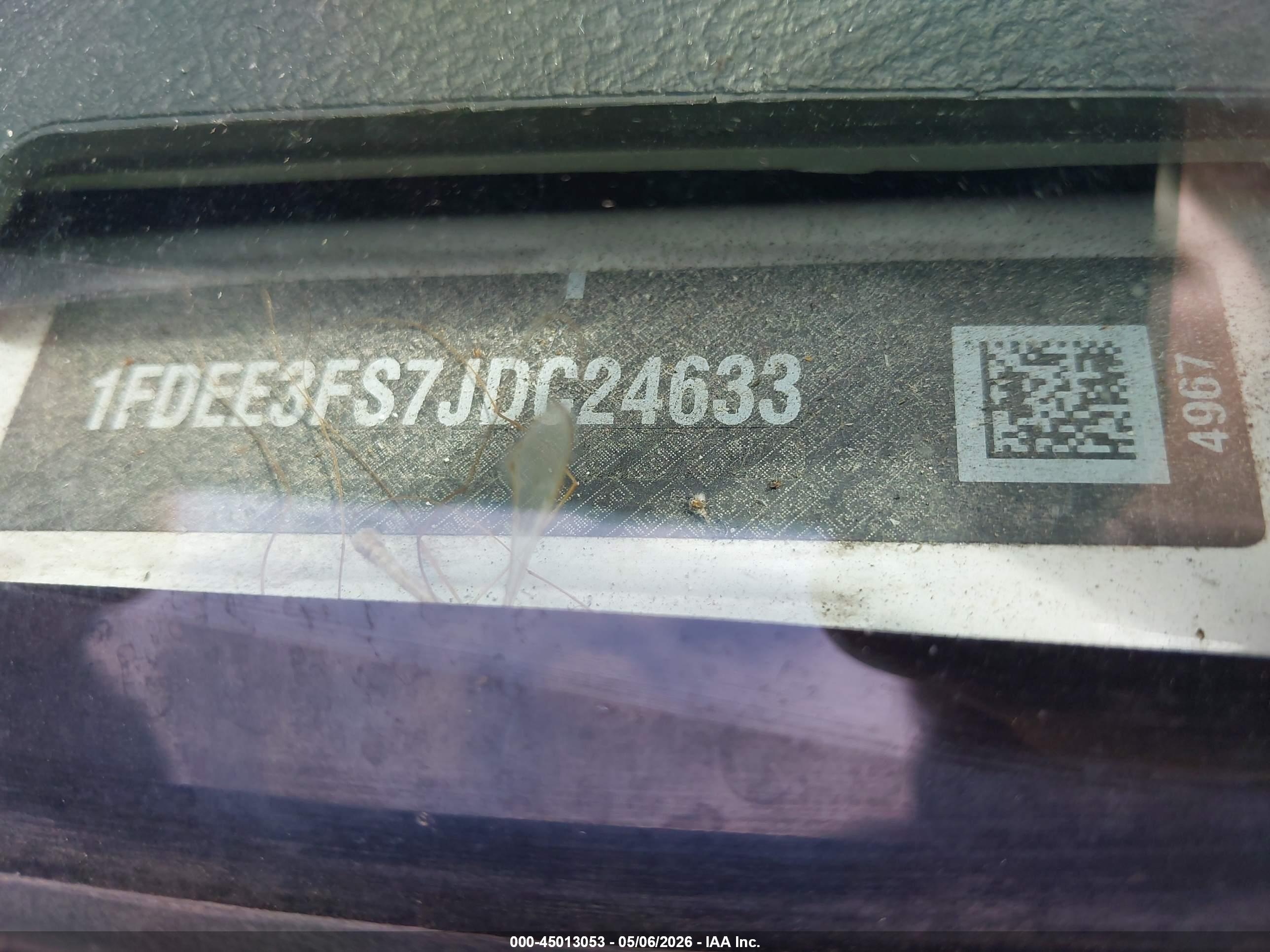 FORD E-350 image 9