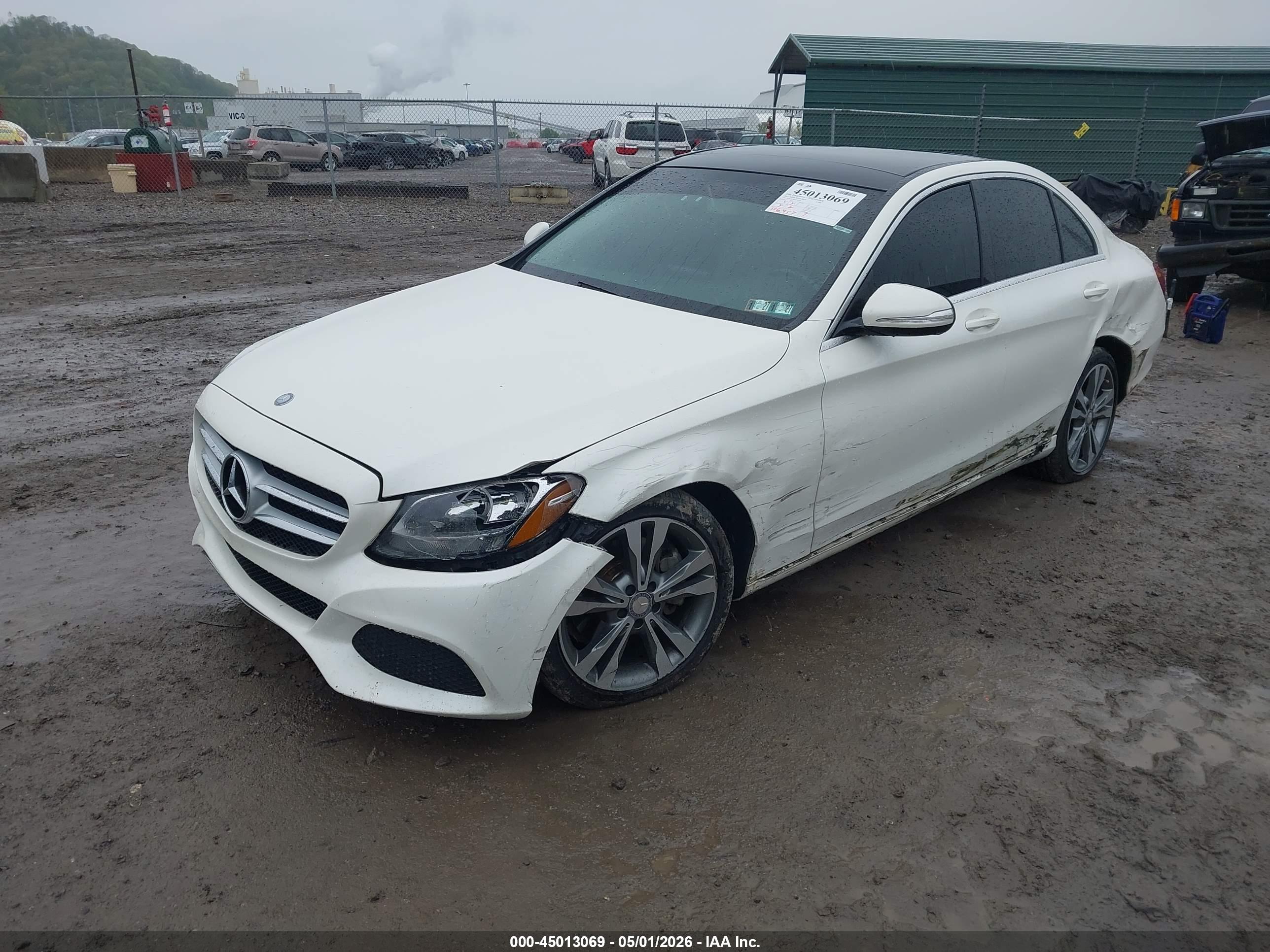 MERCEDES-BENZ C image 2