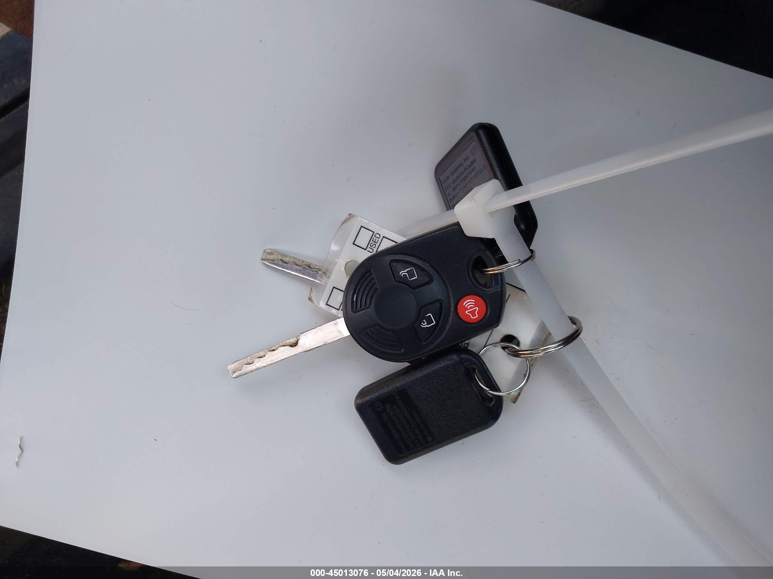 FORD ESCAPE image 11