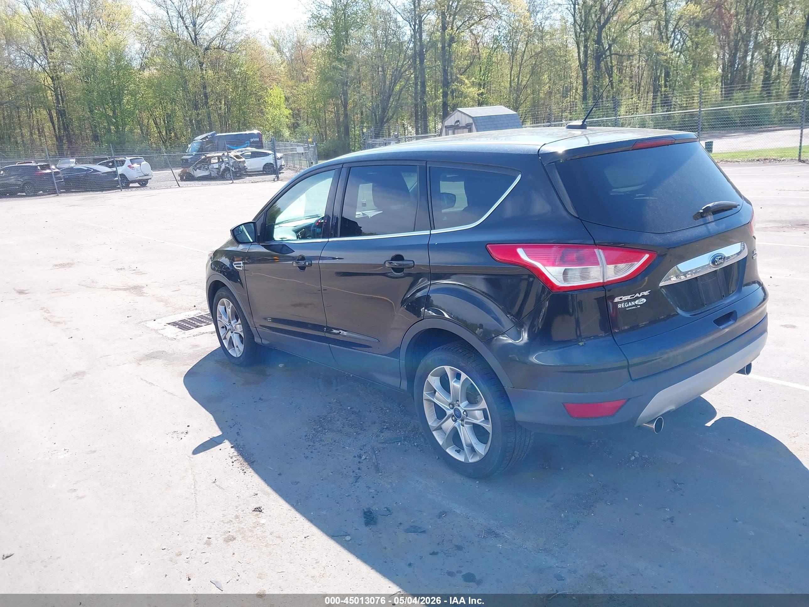 FORD ESCAPE image 3