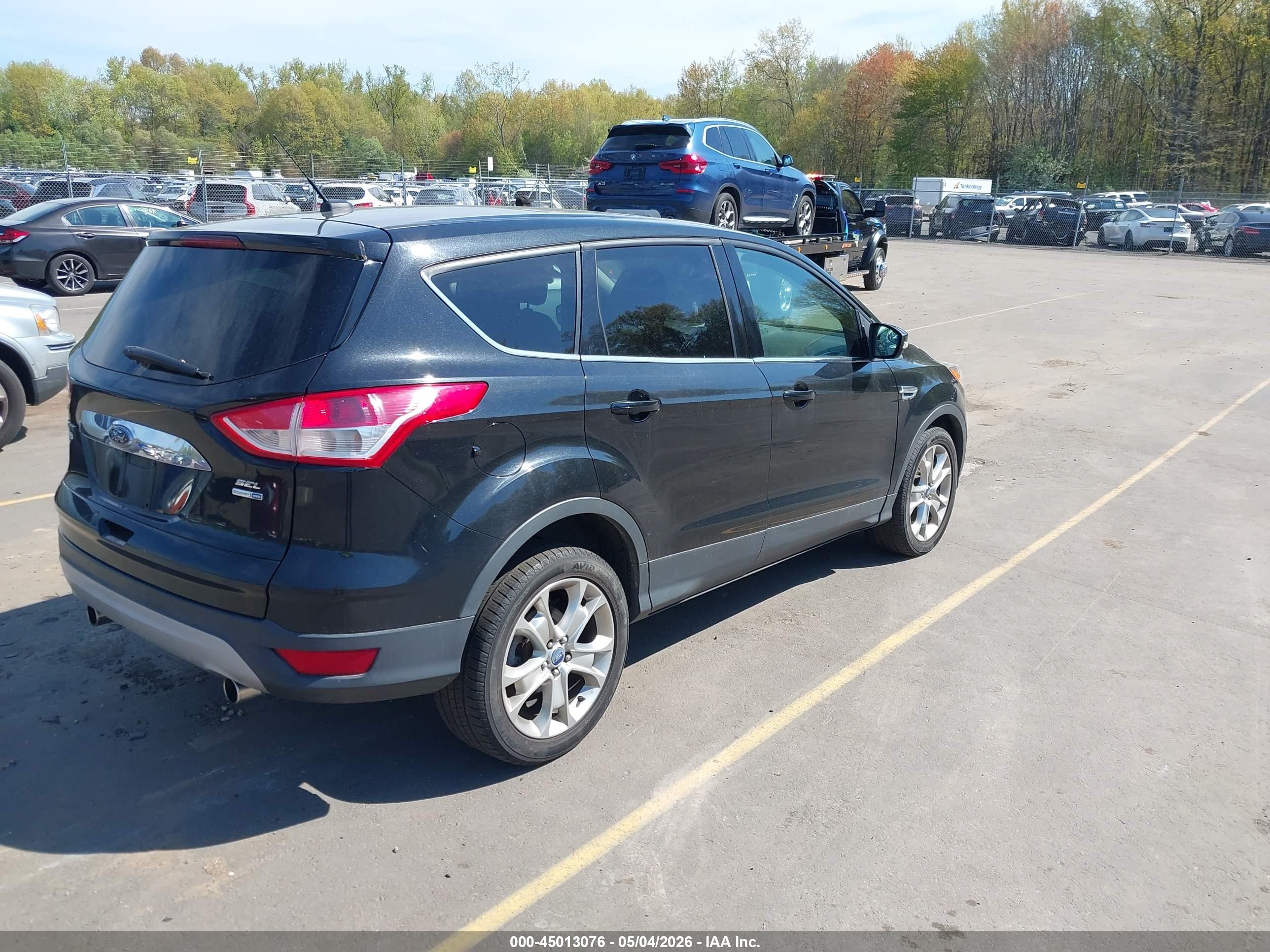 FORD ESCAPE image 4