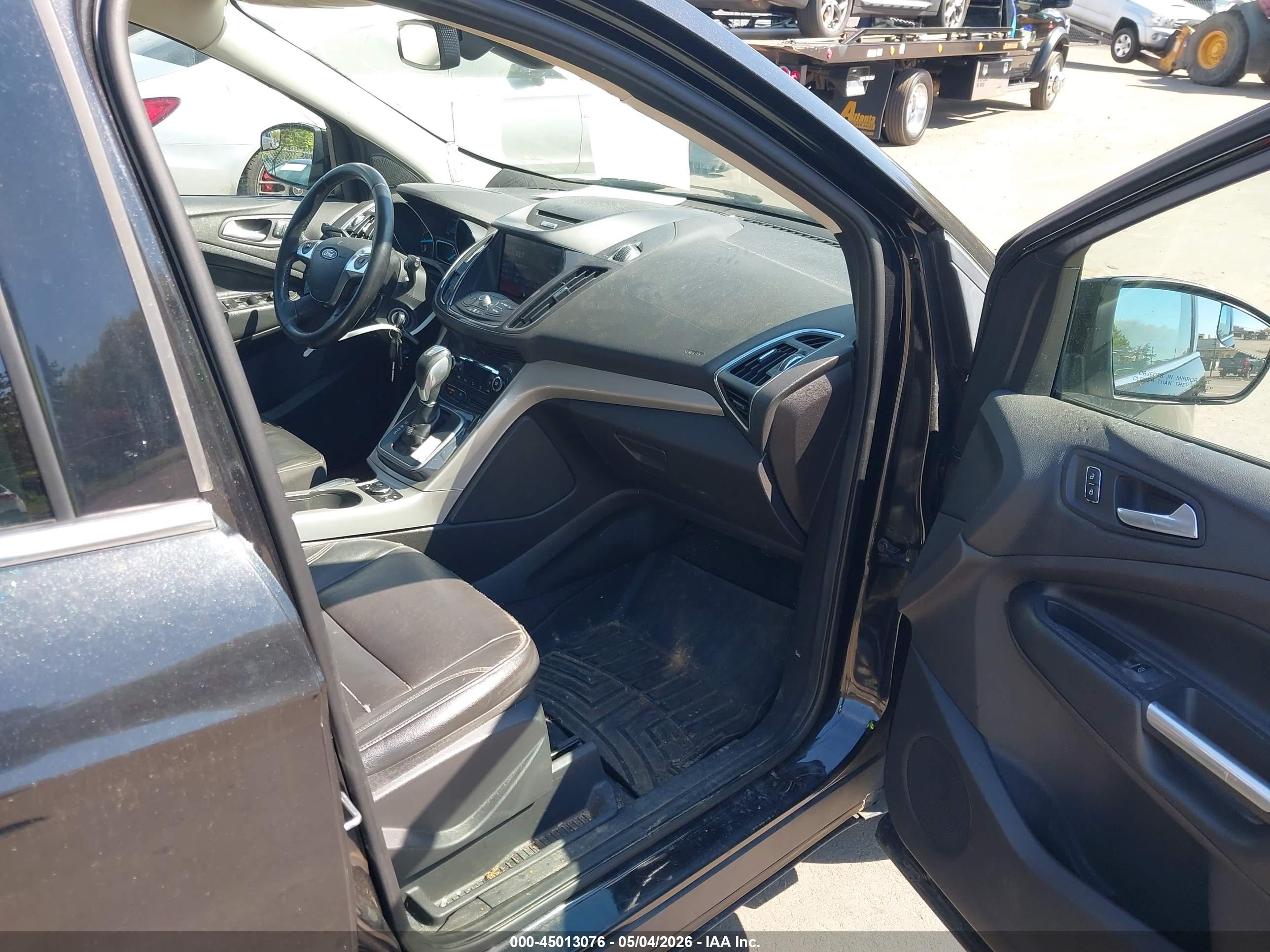 FORD ESCAPE image 5