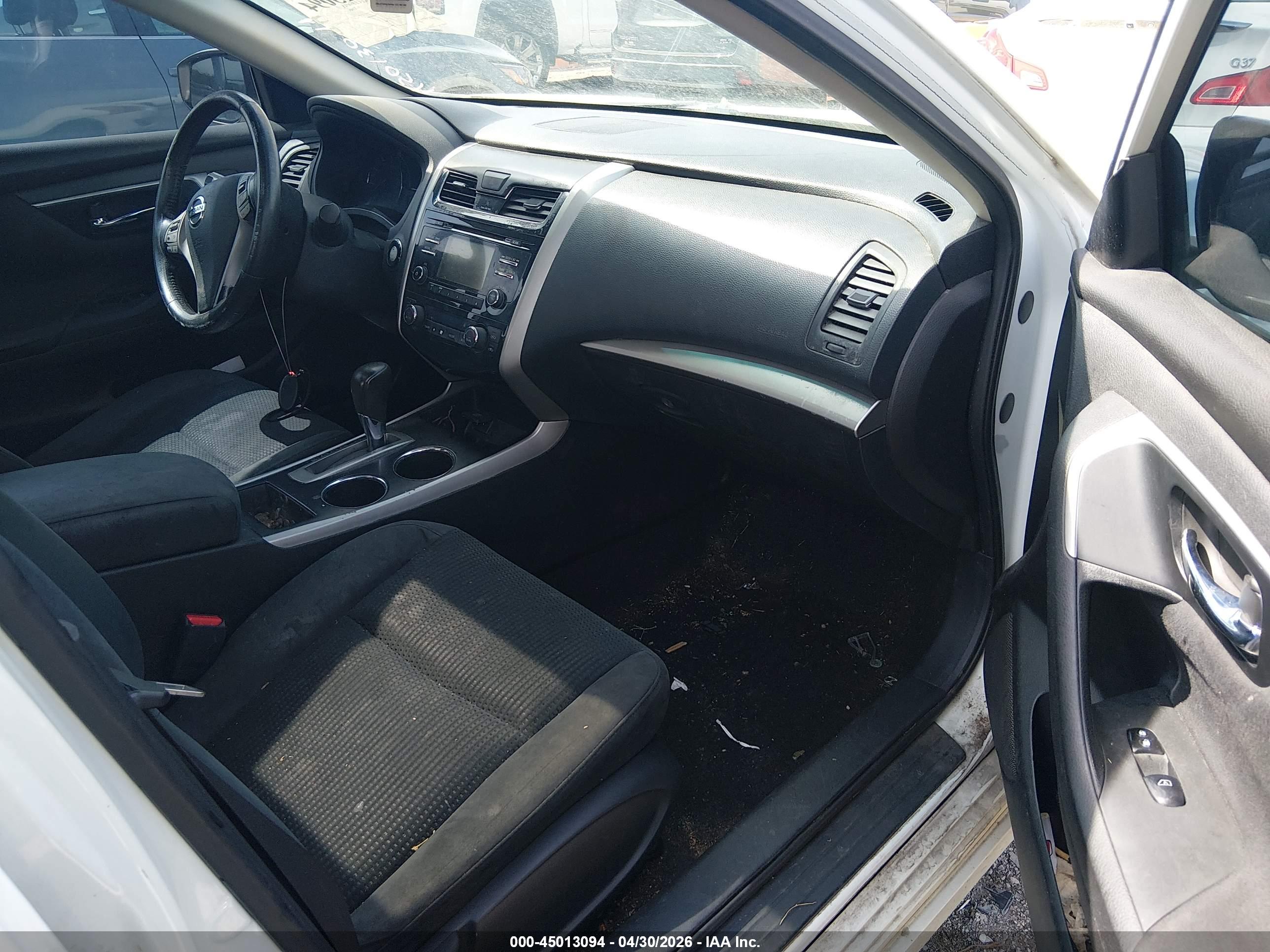 NISSAN ALTIMA image 5