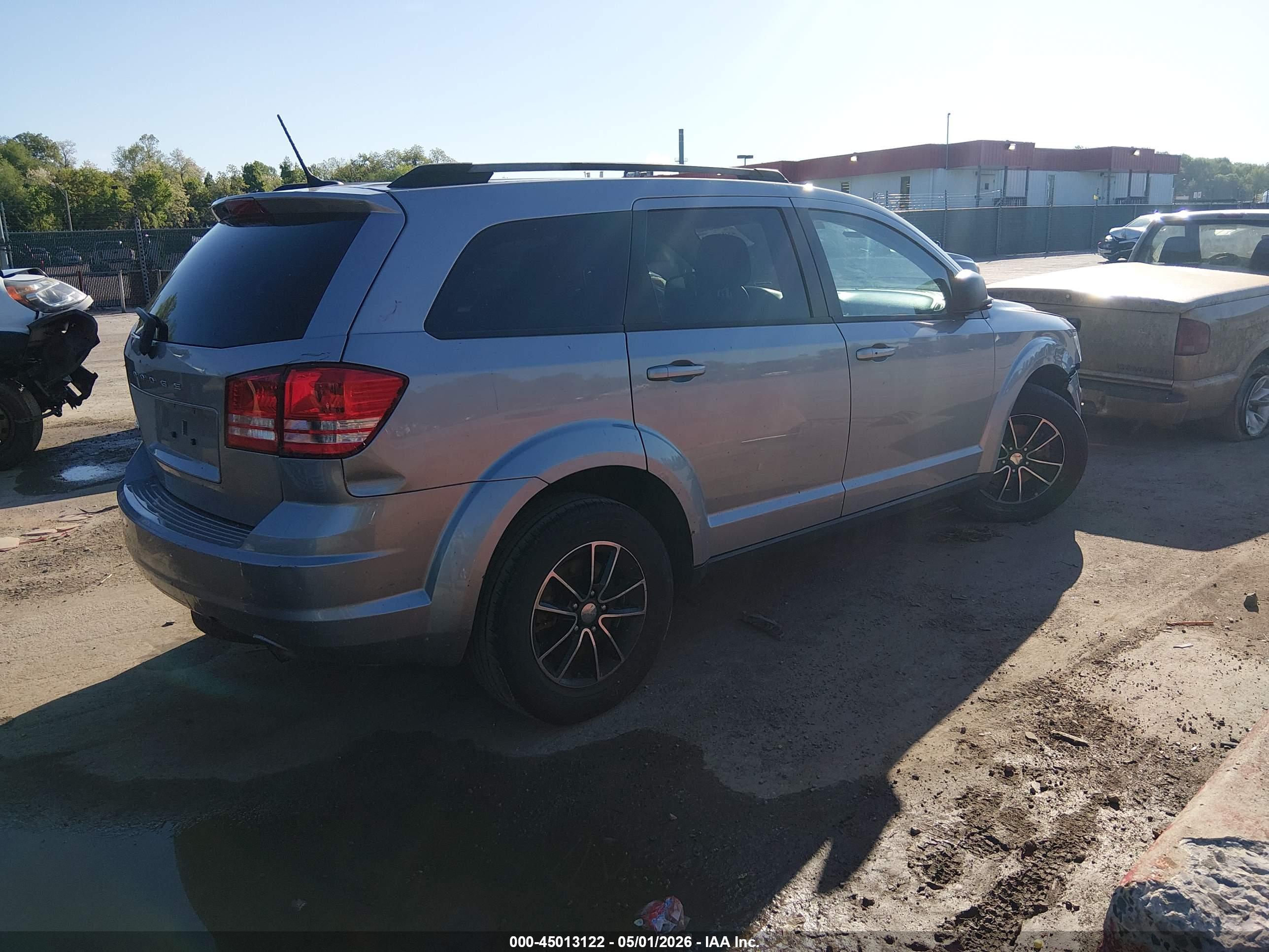 DODGE JOURNEY image 4