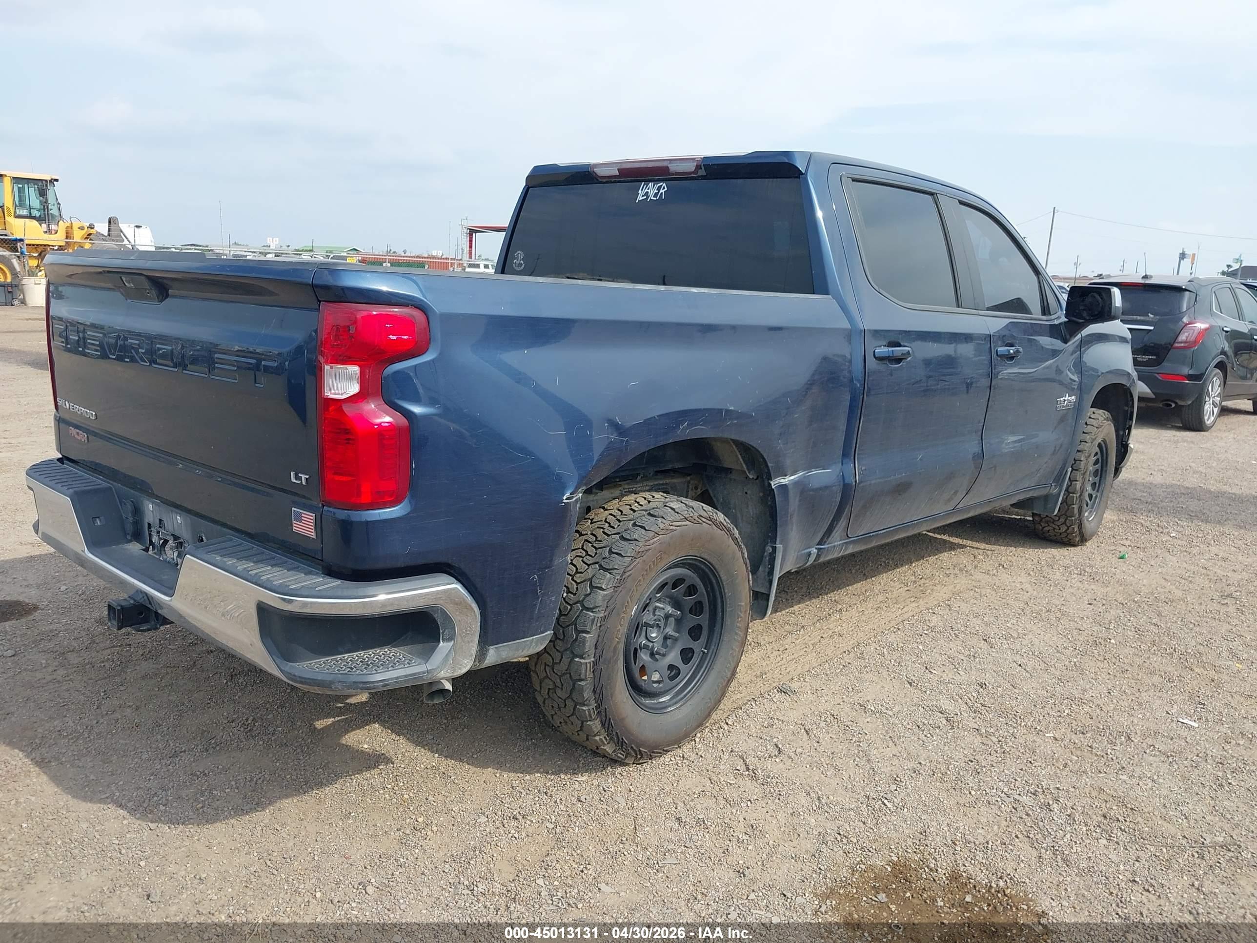 CHEVROLET SILVERADO image 4