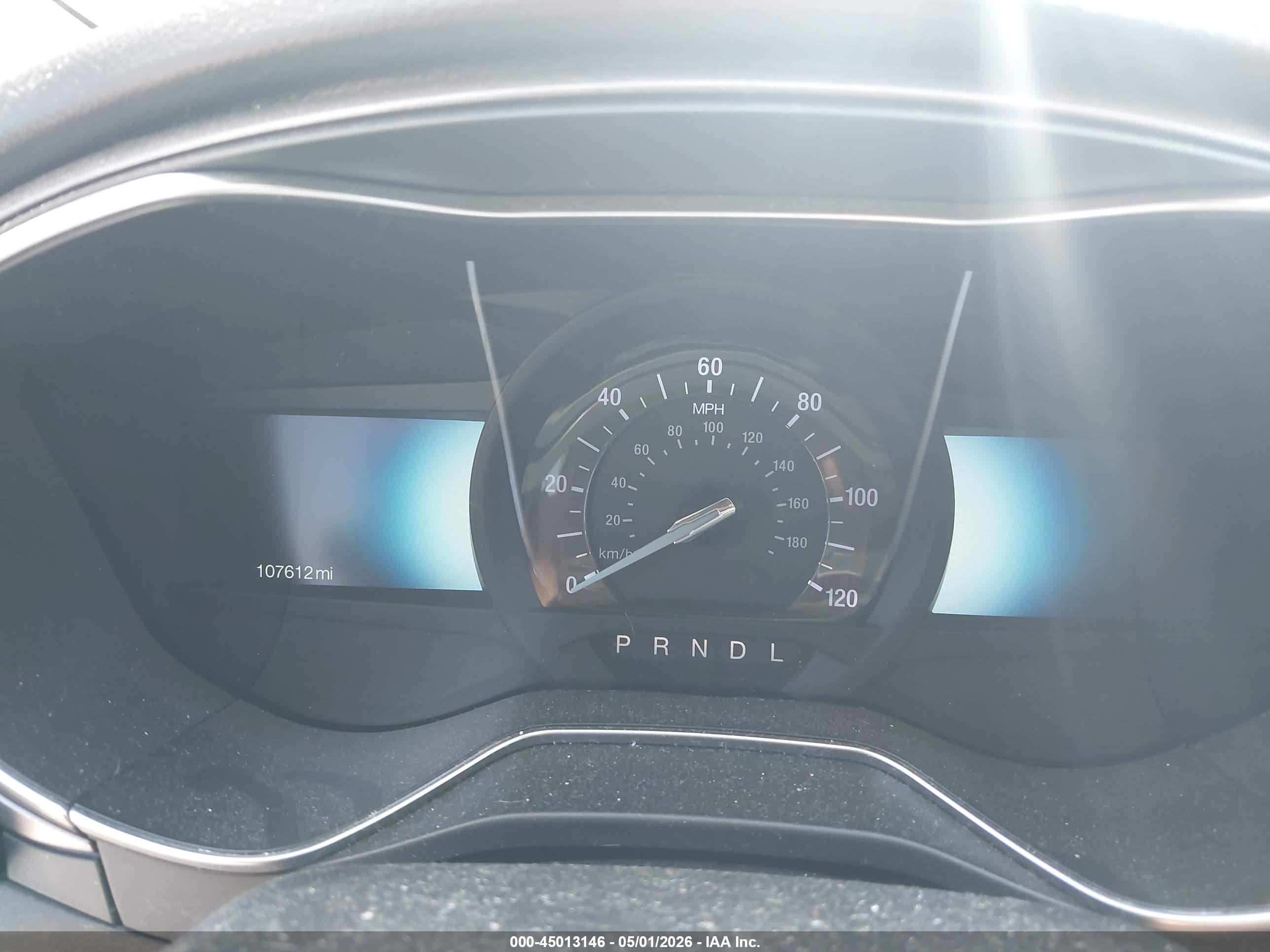 FORD FUSION image 7