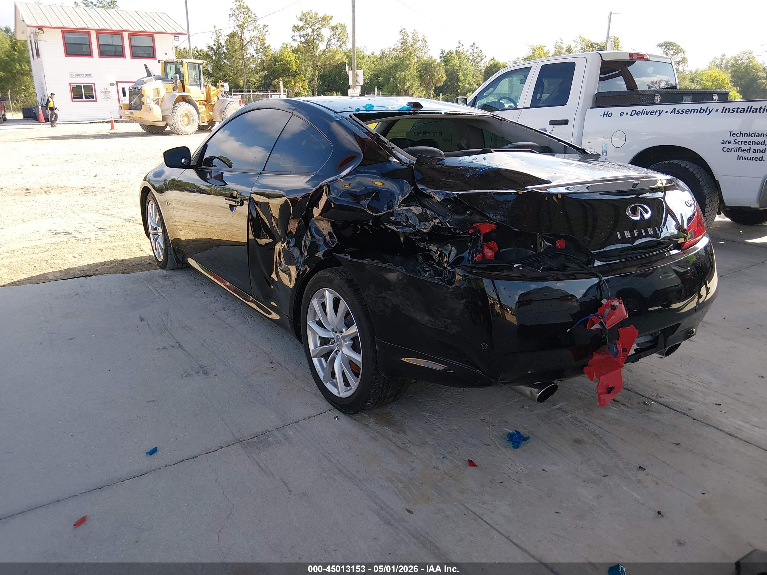 INFINITI Q60 image 3