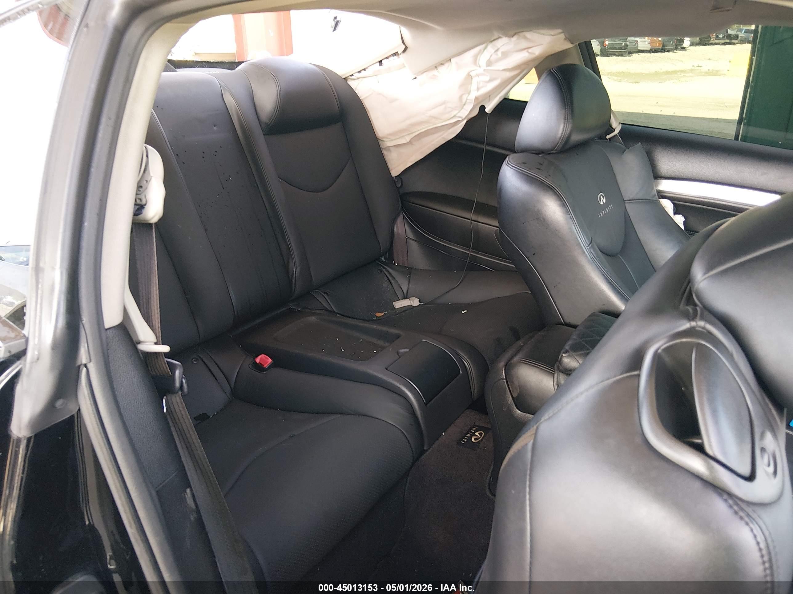 INFINITI Q60 image 8
