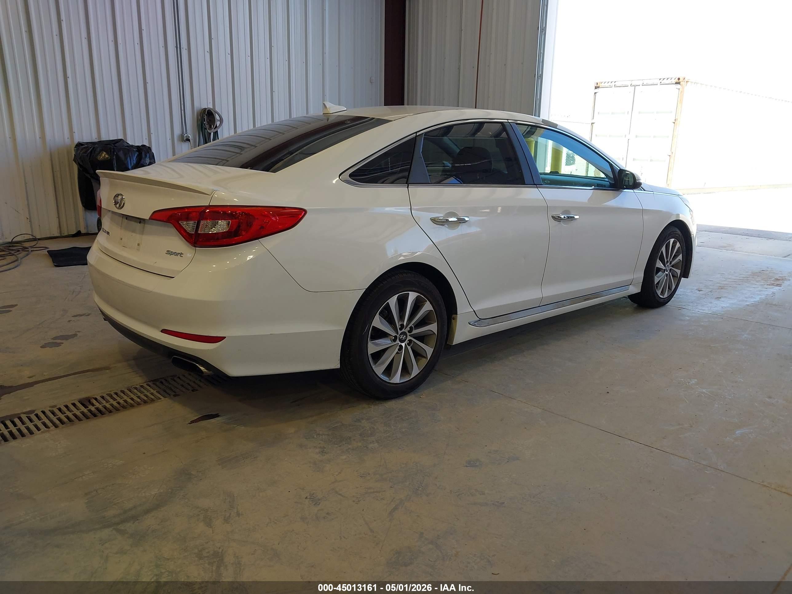 HYUNDAI SONATA image 4