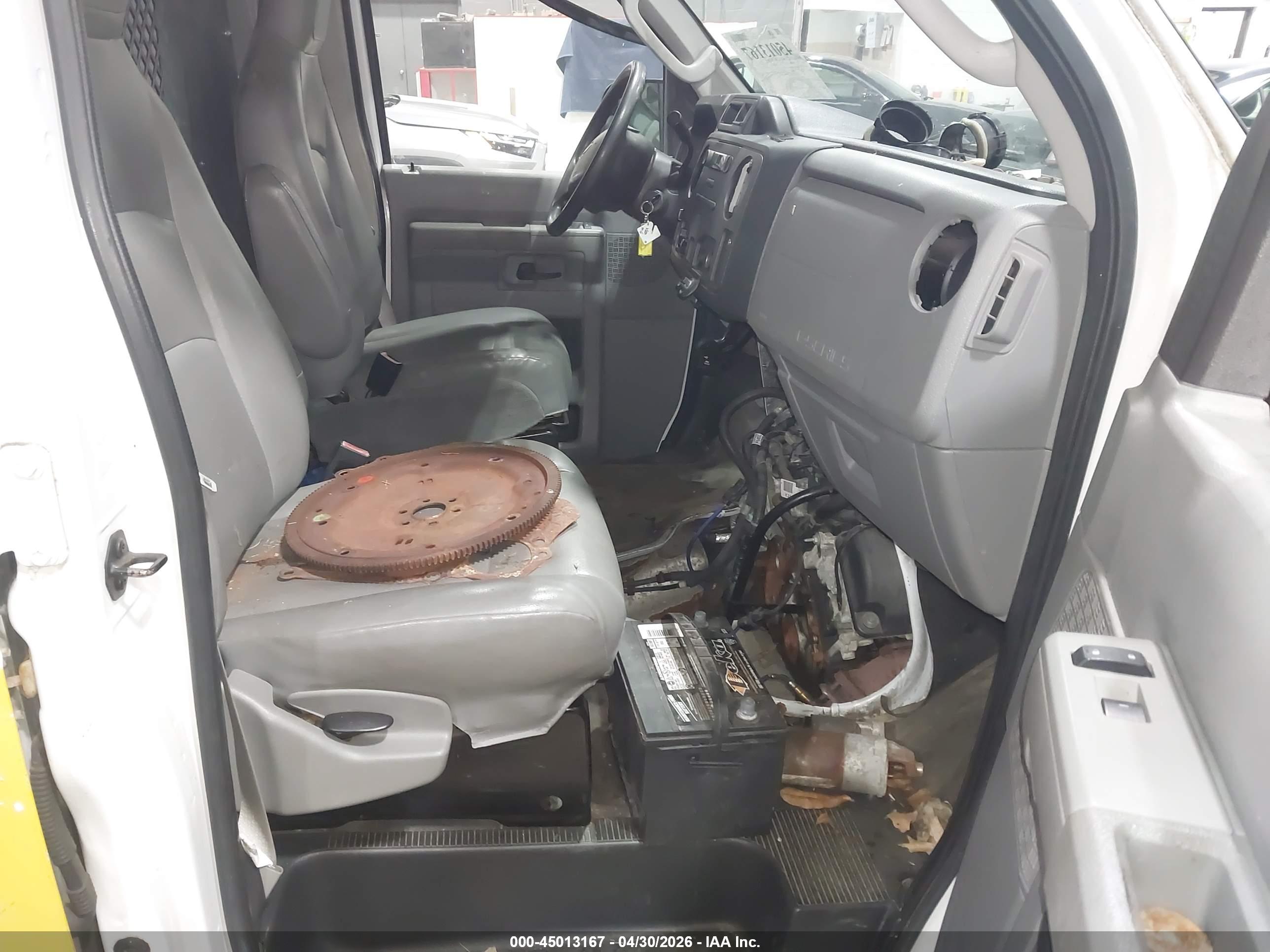 FORD E-250 image 5
