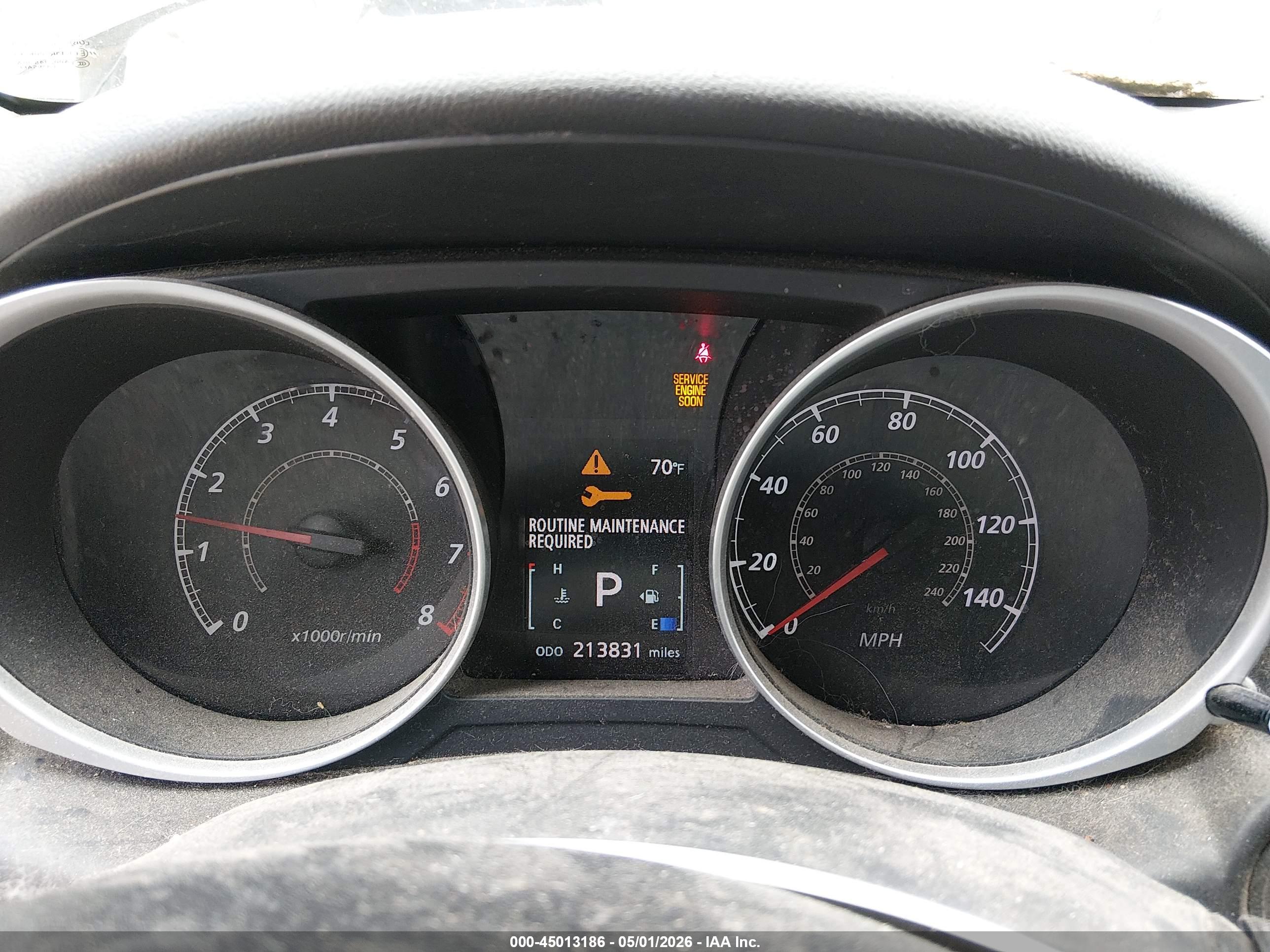 MITSUBISHI OUTLANDER image 7
