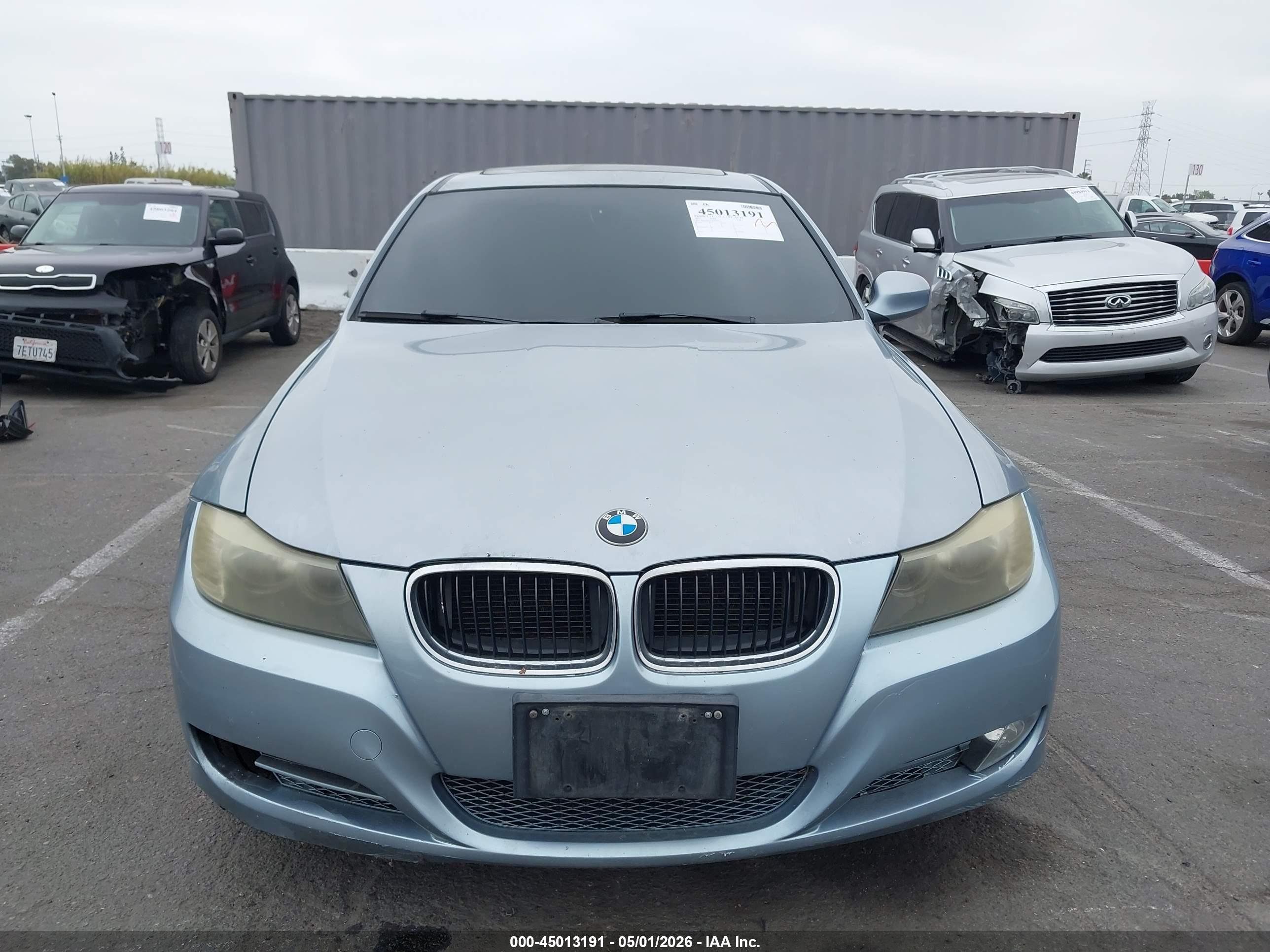 BMW 328I image 6