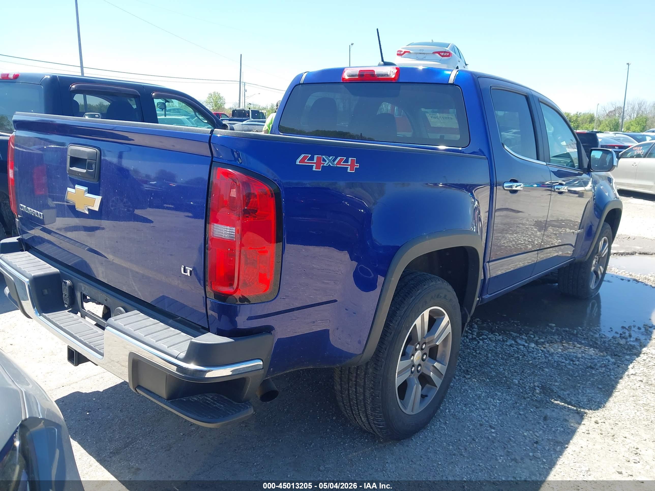 CHEVROLET COLORADO image 4