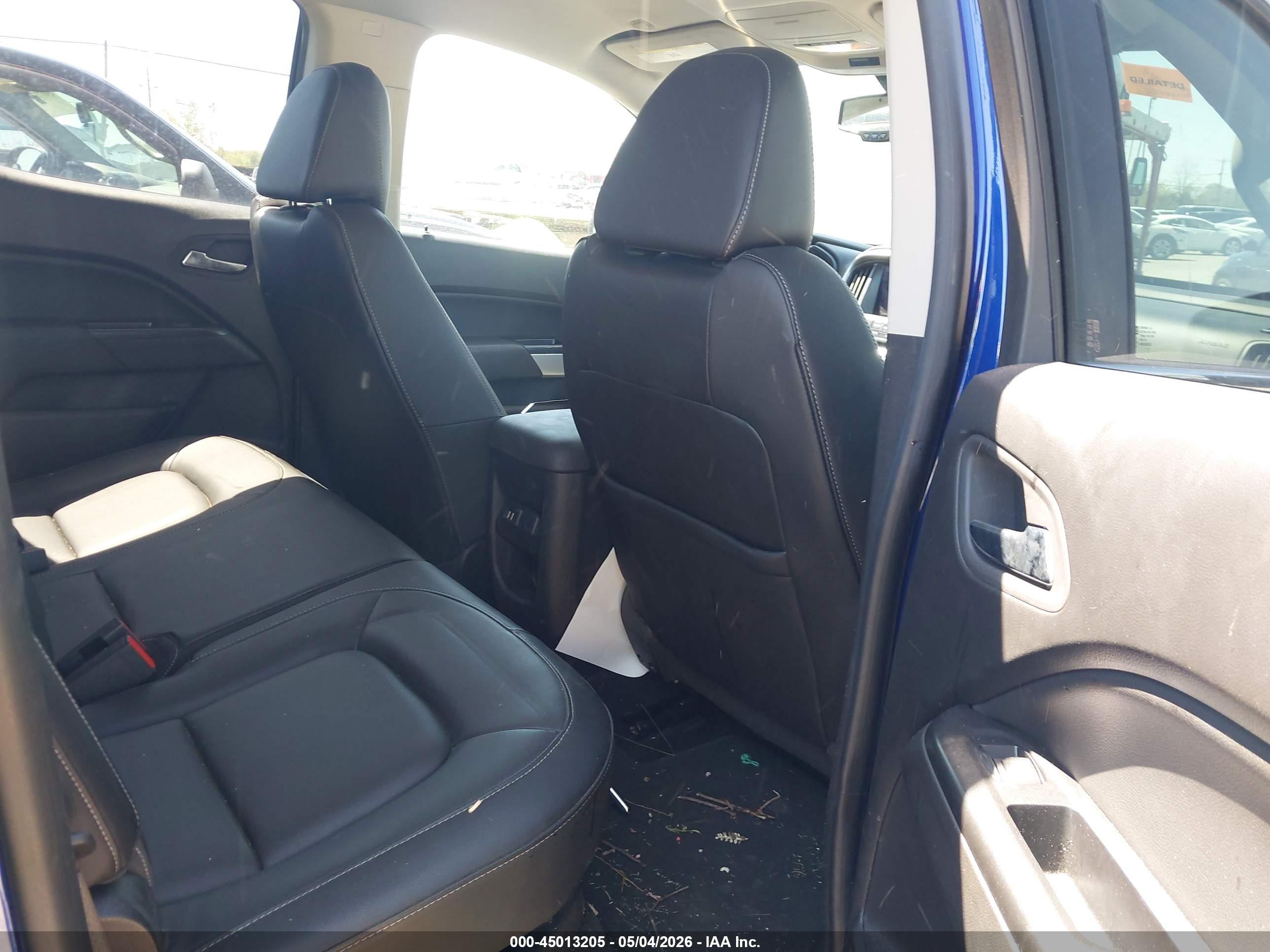 CHEVROLET COLORADO image 8