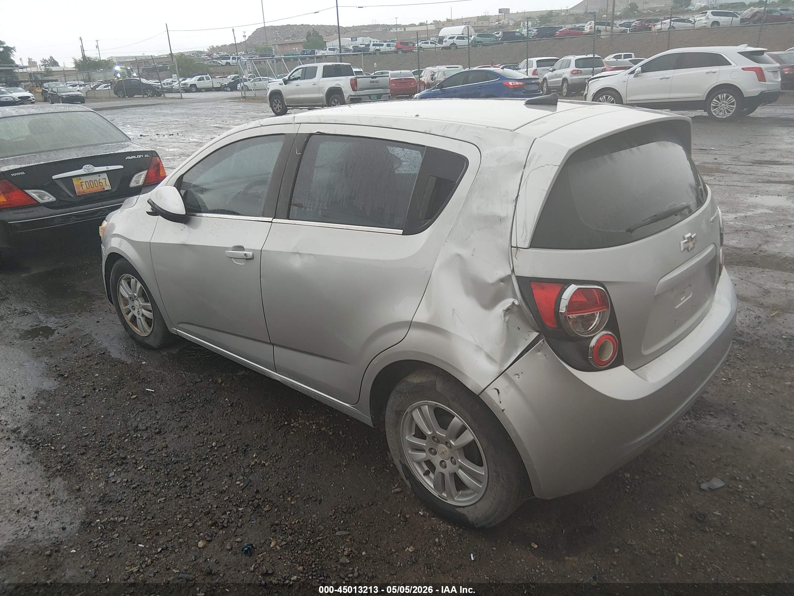 CHEVROLET SONIC image 6