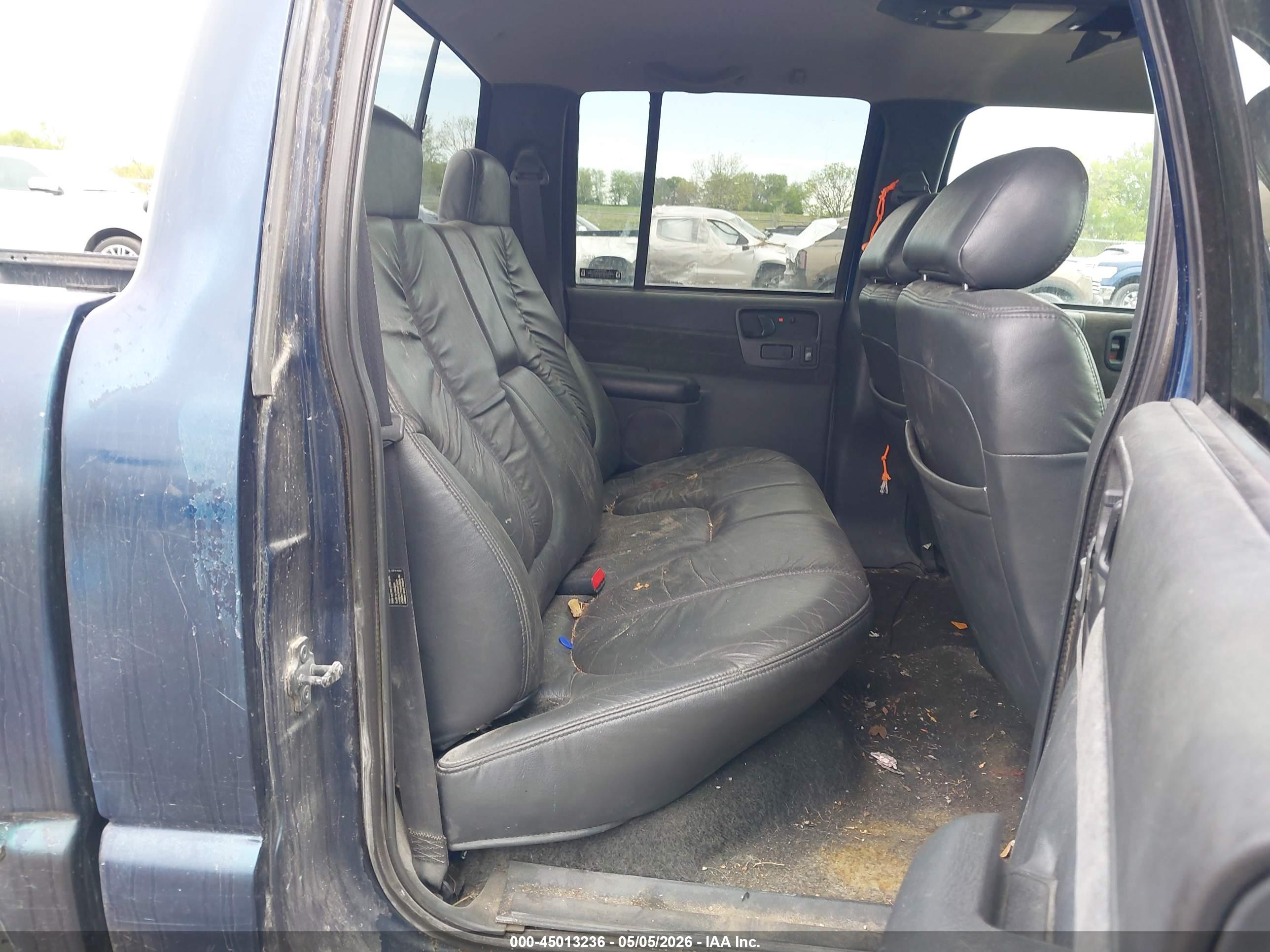 CHEVROLET S-10 image 8