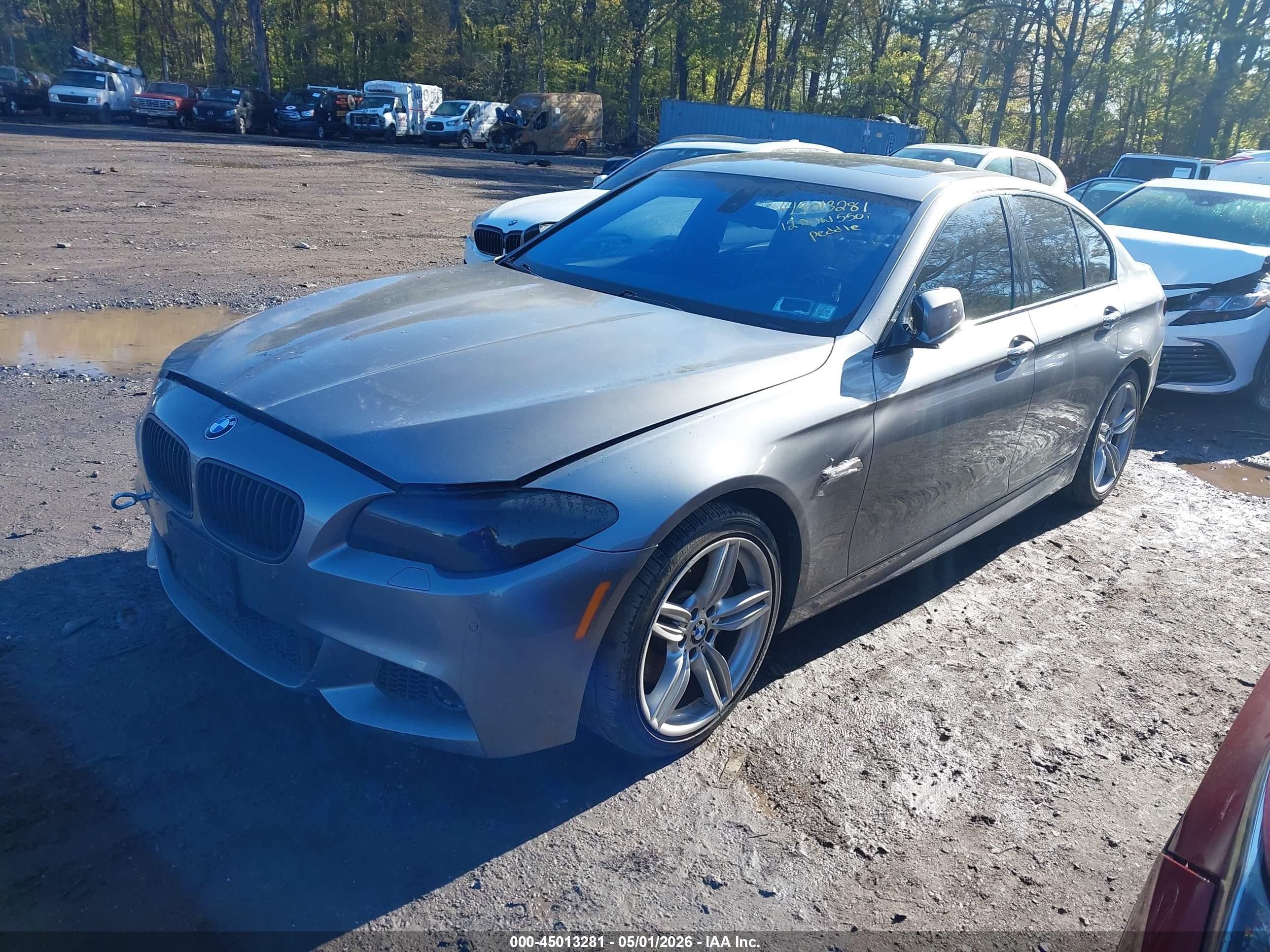 BMW 550I image 2
