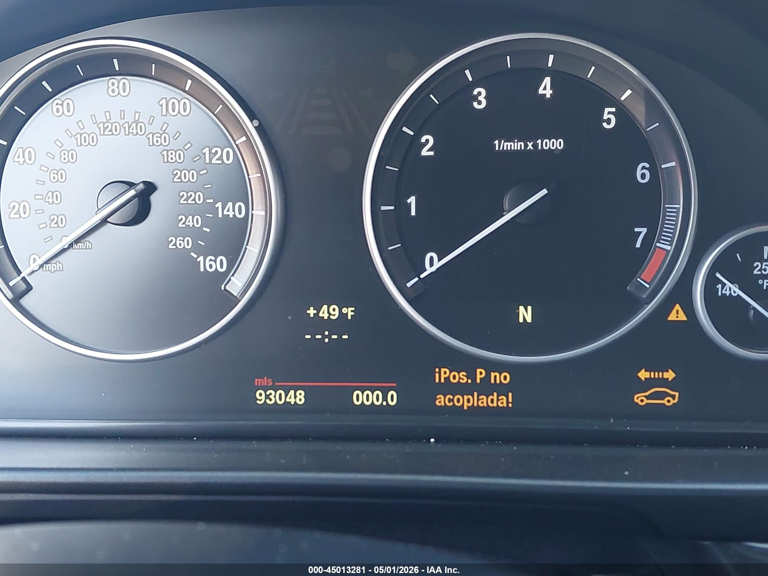 BMW 550I image 7