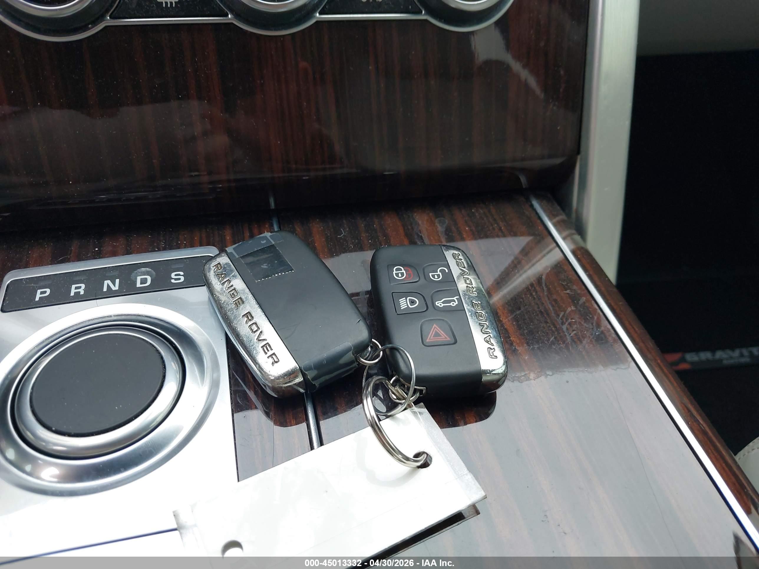 LAND ROVER image 11