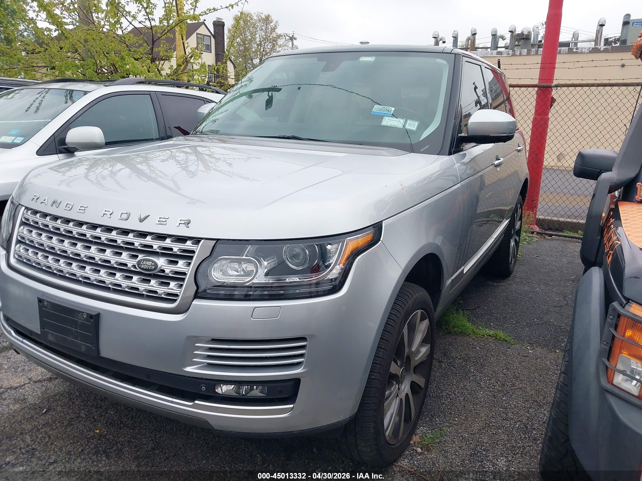 LAND ROVER image 2