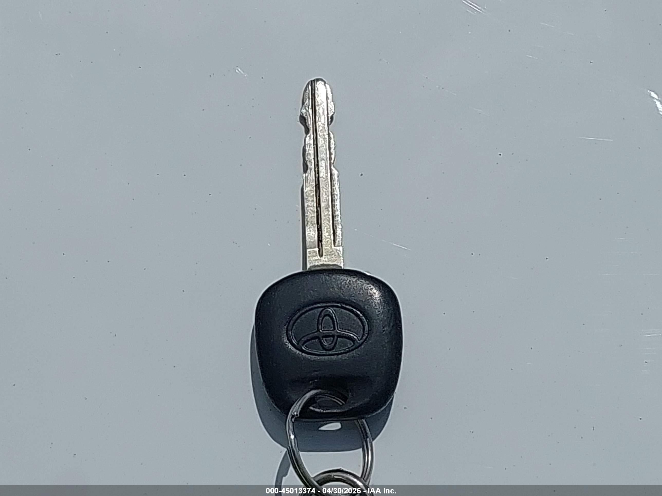 TOYOTA 4RUNNER image 11
