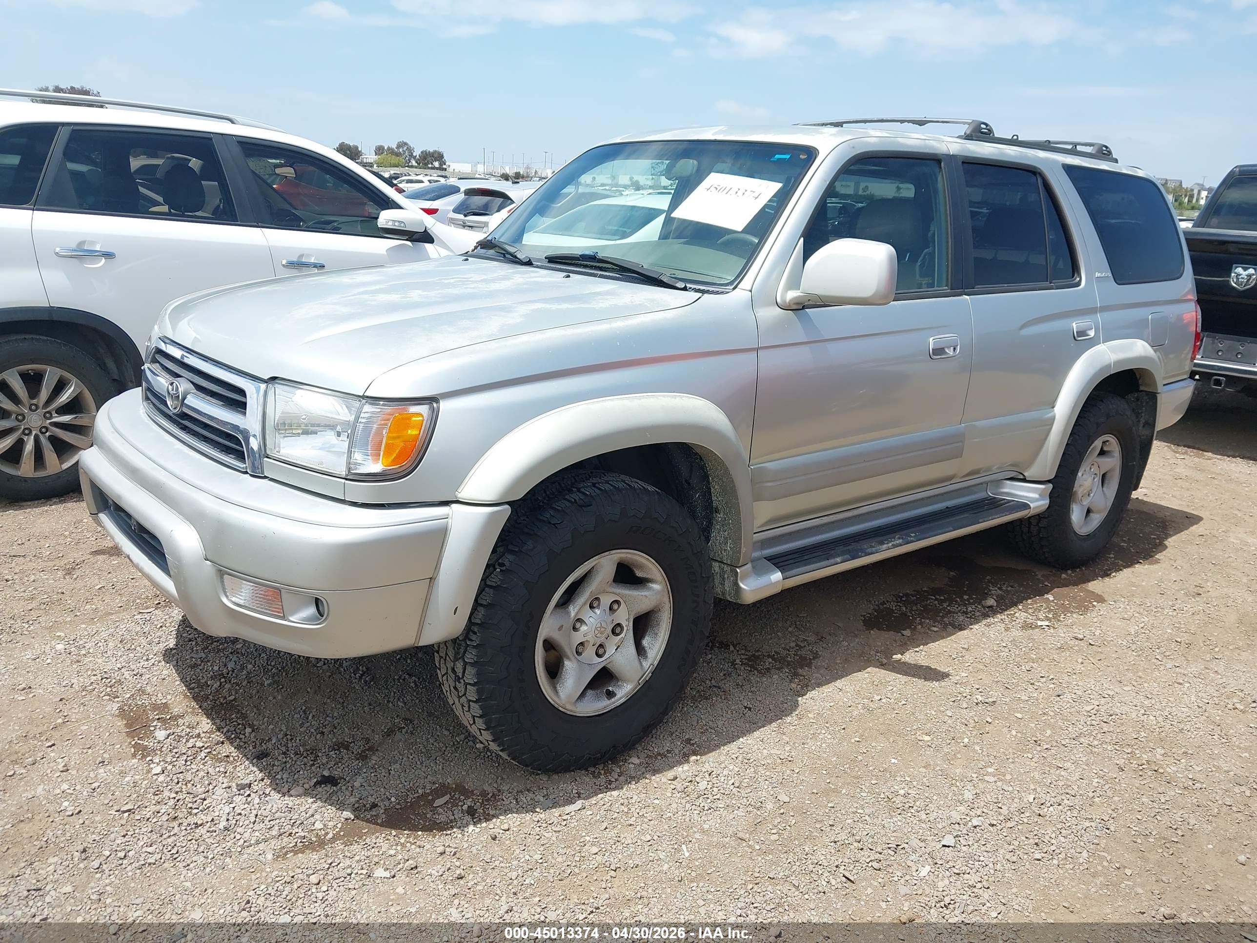 TOYOTA 4RUNNER image 2
