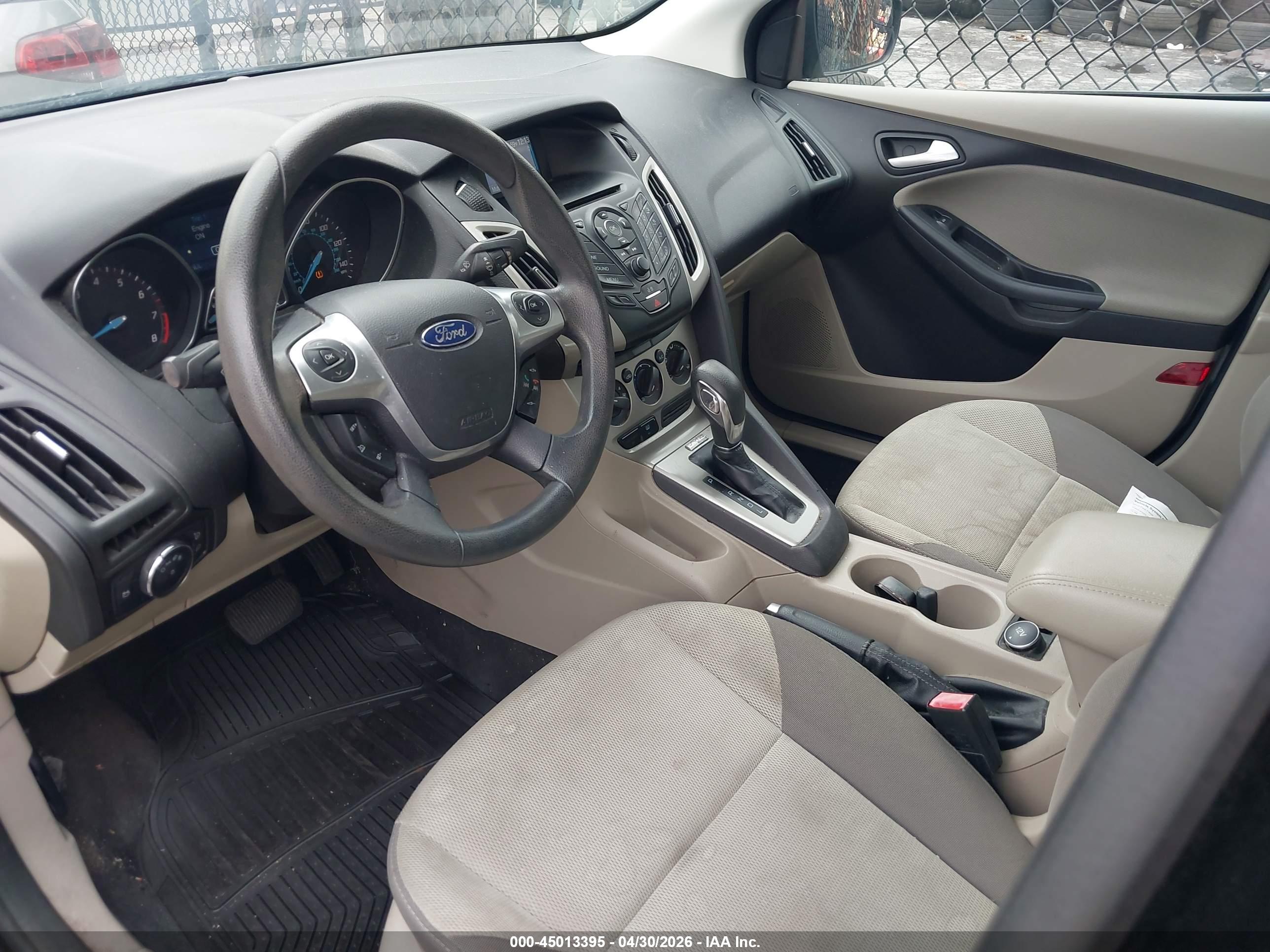FORD FOCUS image 5