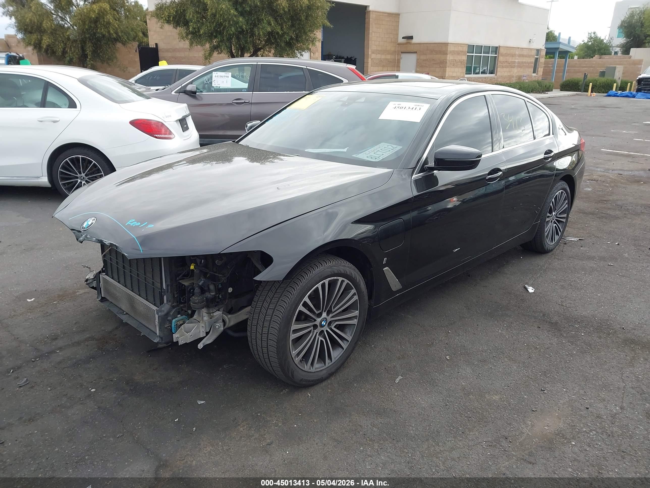 BMW 530E image 2