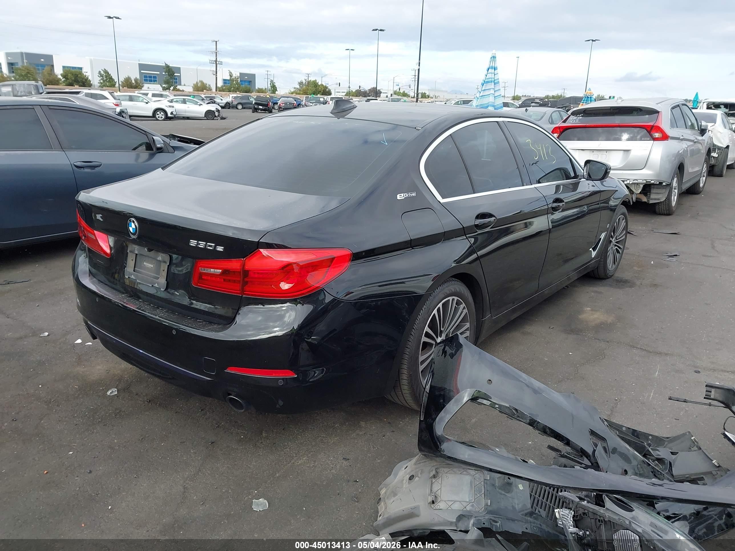 BMW 530E image 4