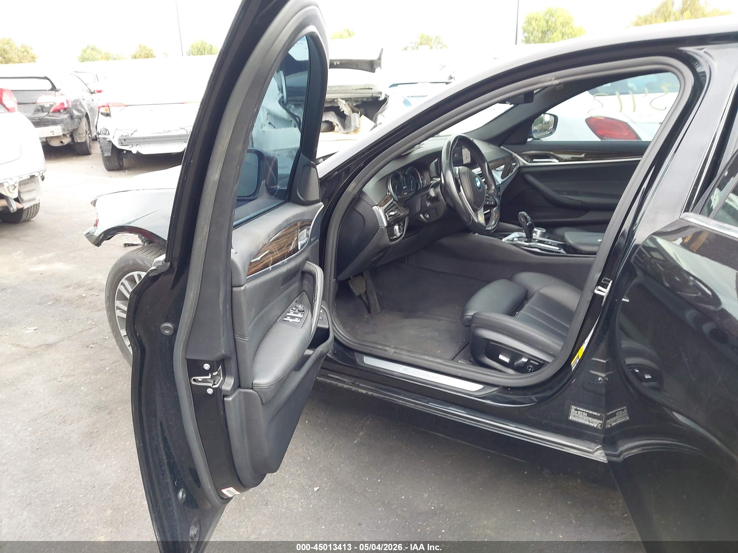 BMW 530E image 5