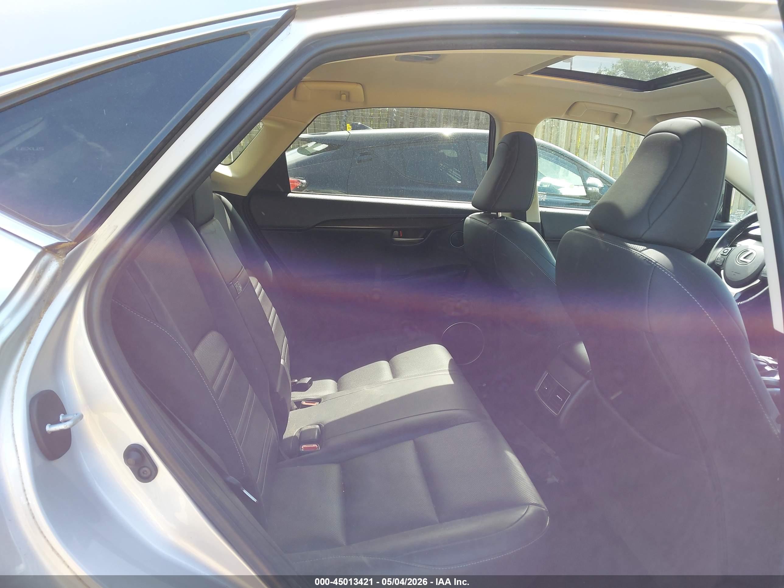 LEXUS NX image 8