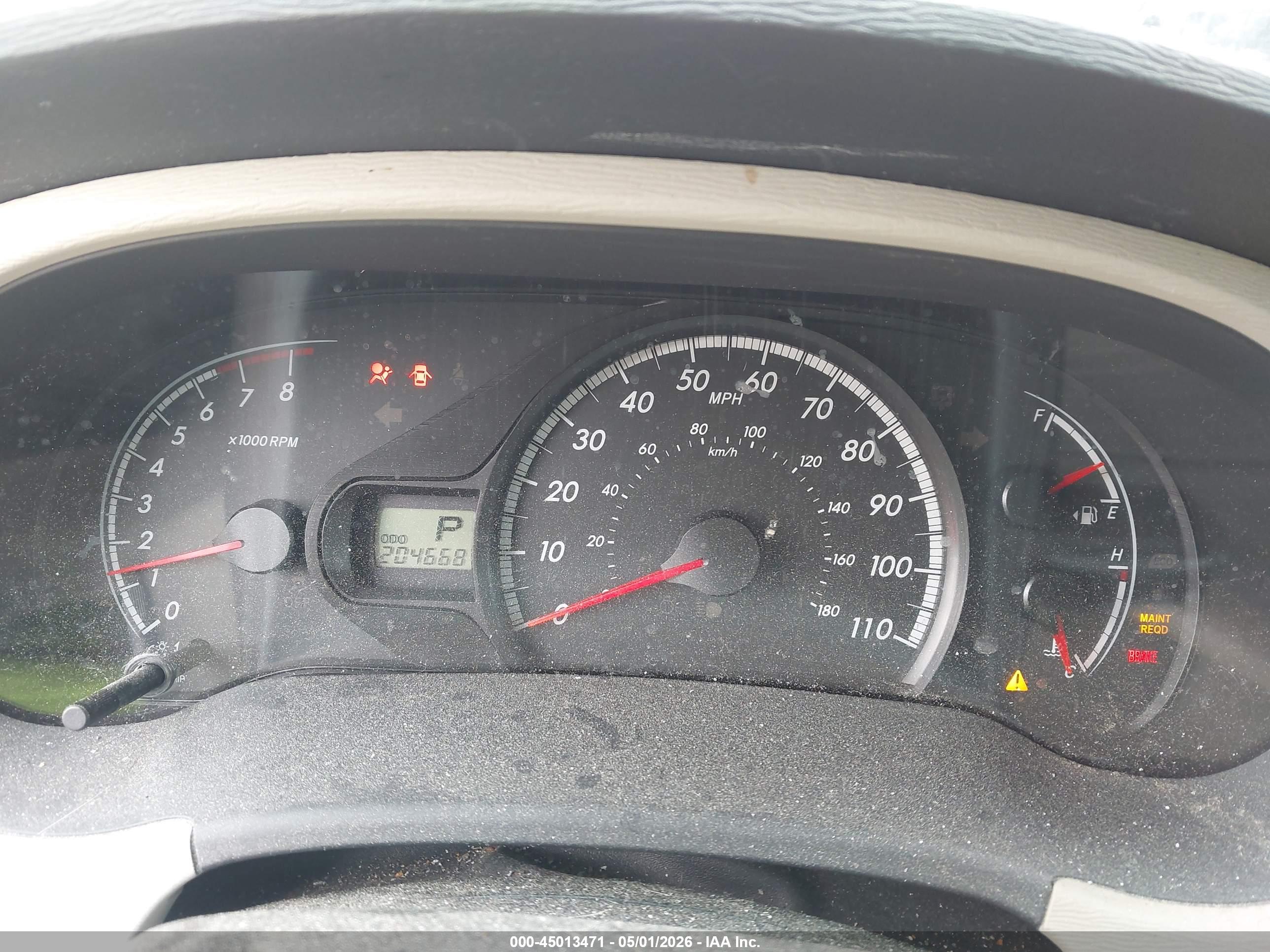 TOYOTA SIENNA image 7