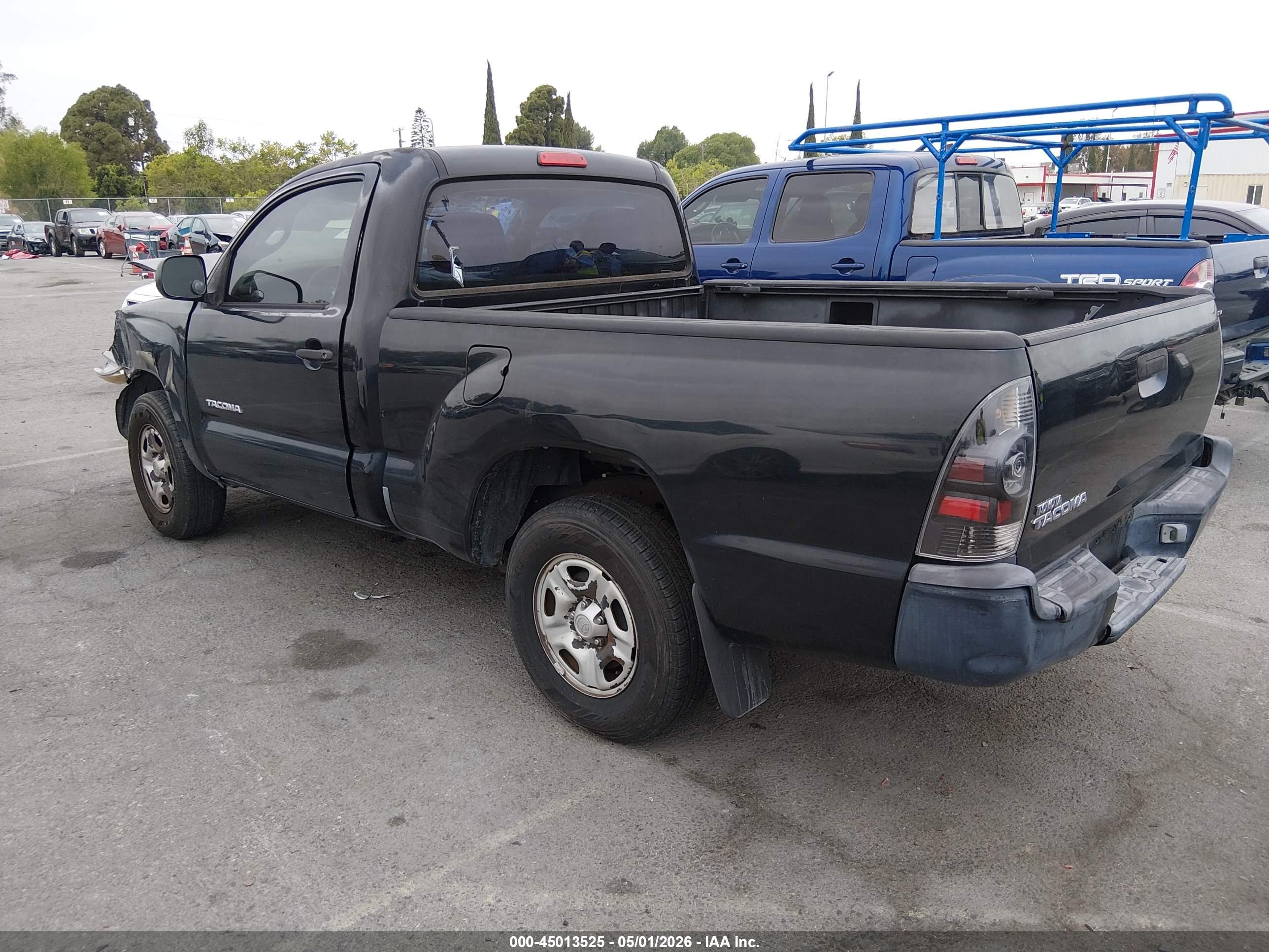 TOYOTA TACOMA image 3