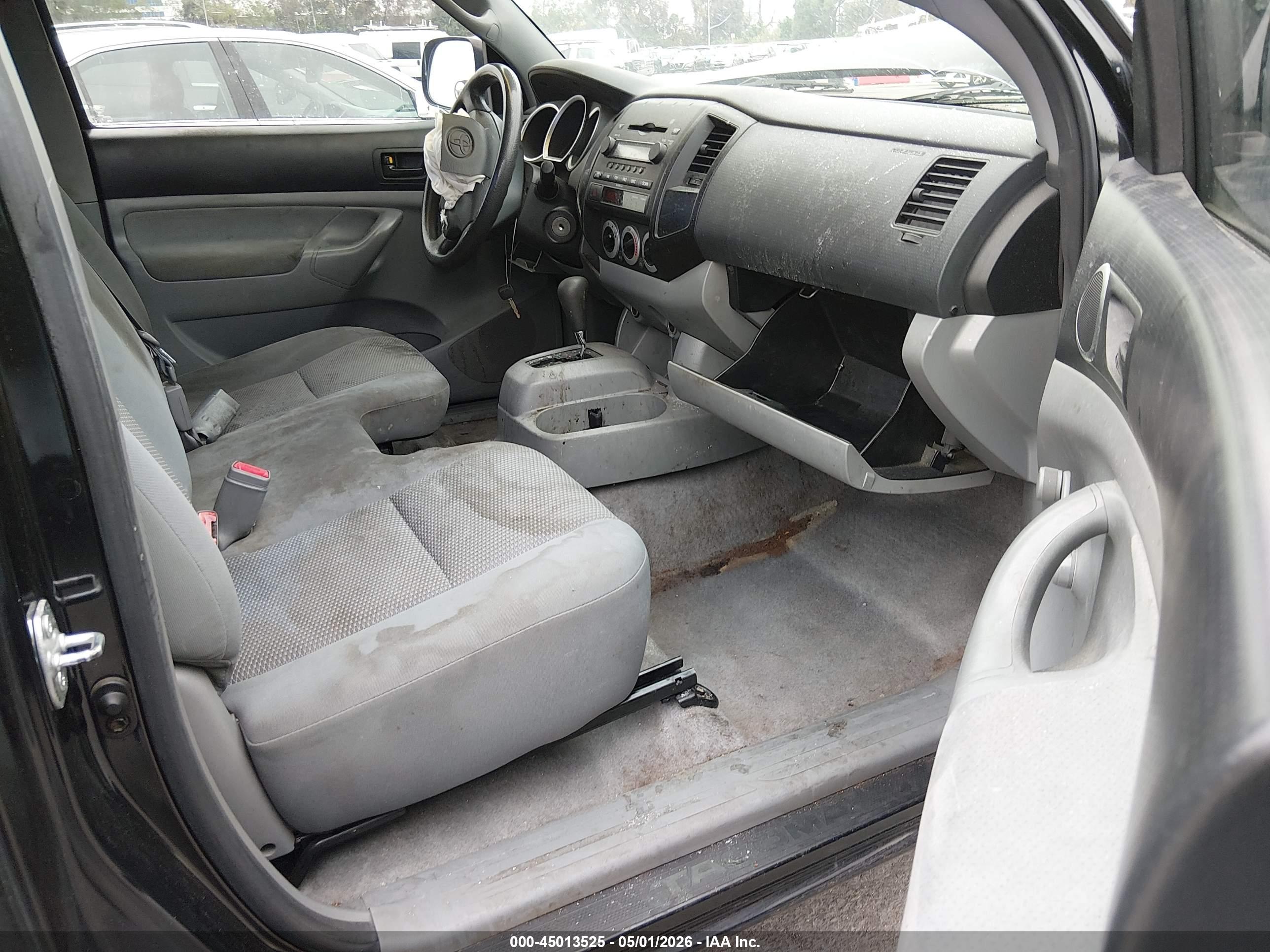 TOYOTA TACOMA image 5