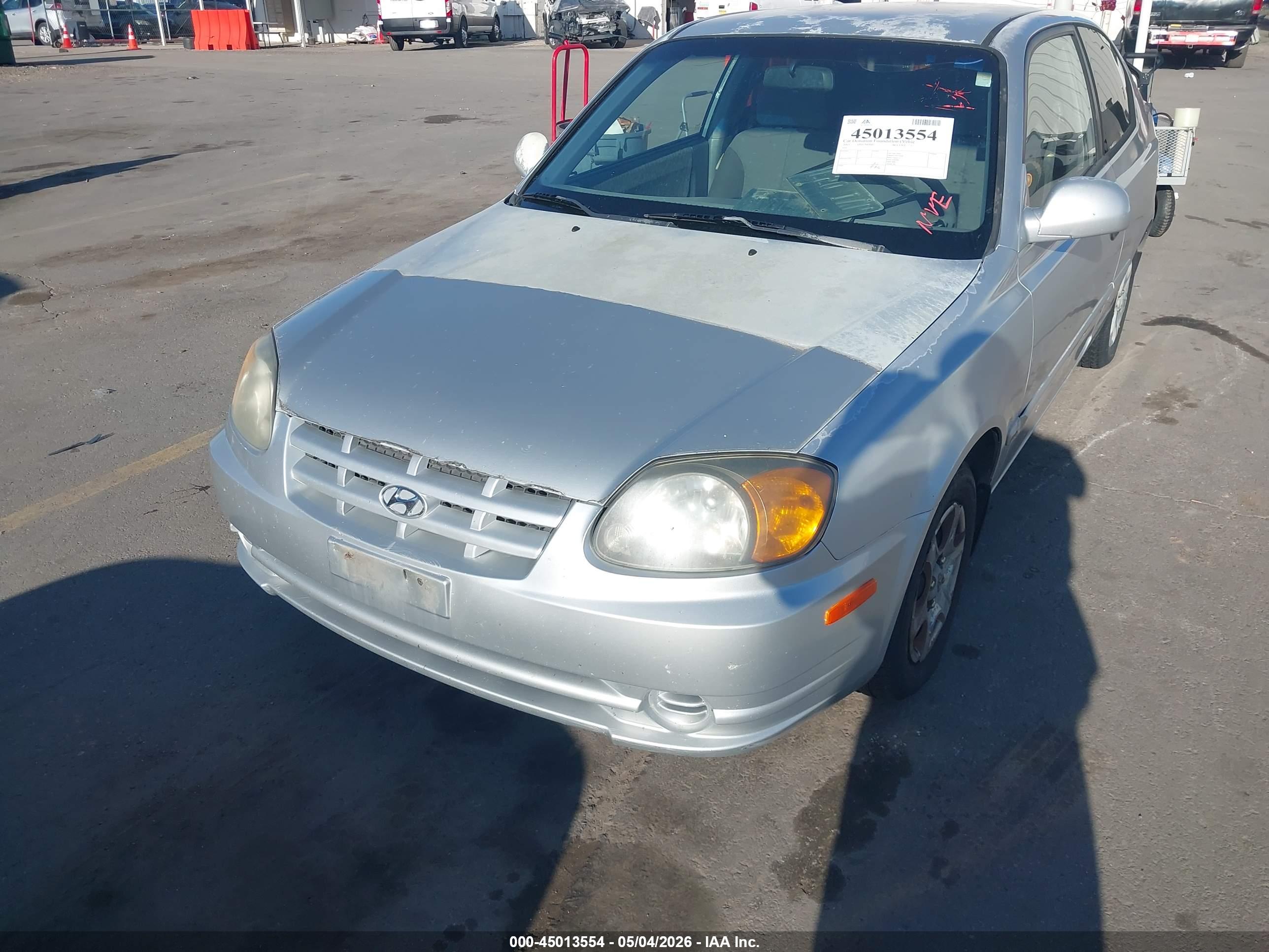HYUNDAI ACCENT image 6