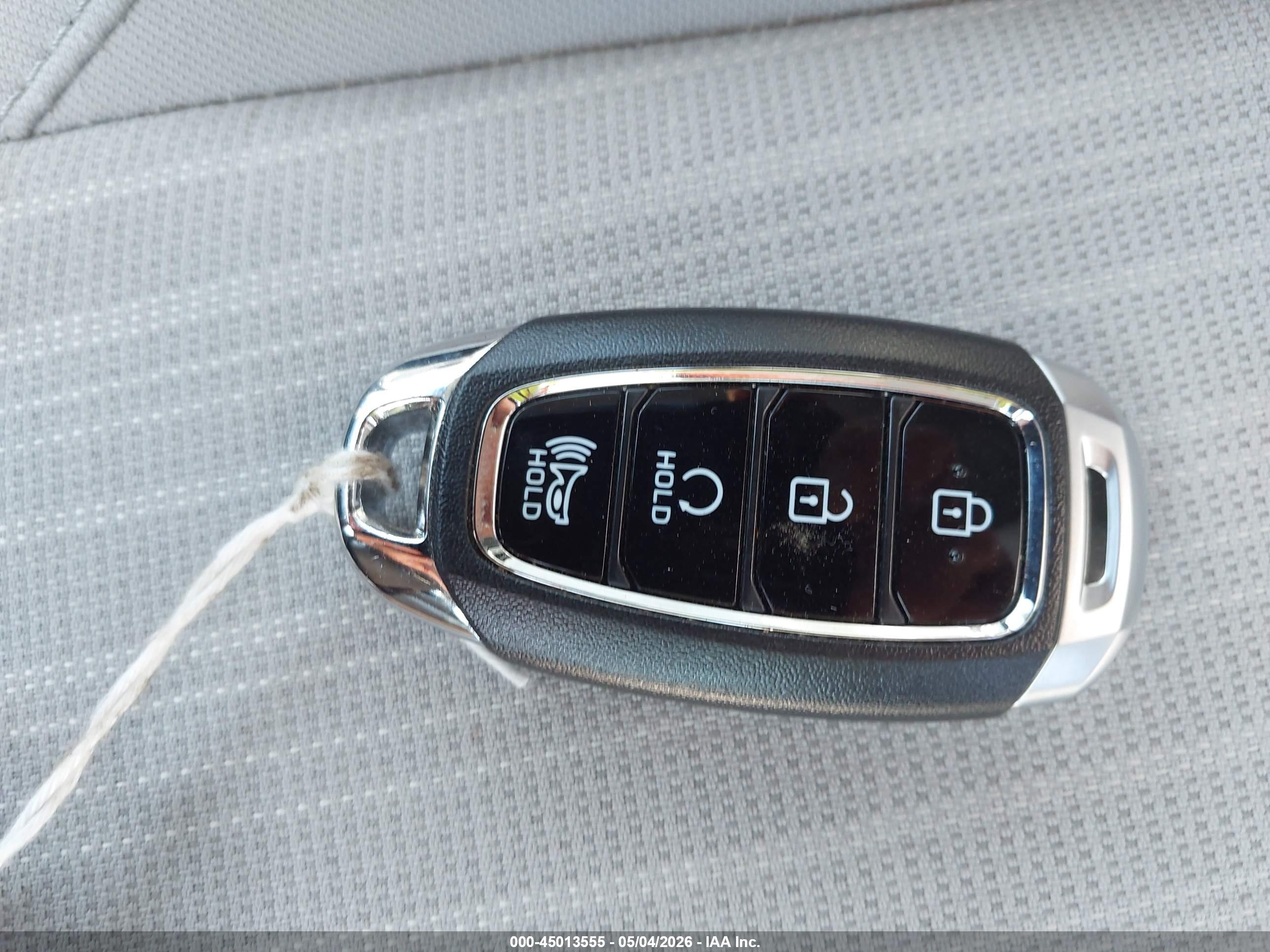 HYUNDAI KONA image 11